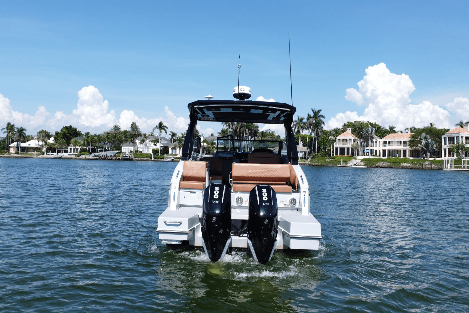 2024 Cruisers Yachts 34 GLS South Beach Outboard Image Thumbnail #3