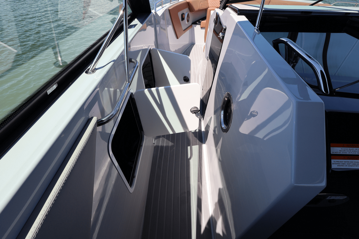 2024 Cruisers Yachts 34 GLS South Beach Outboard Image Thumbnail #63