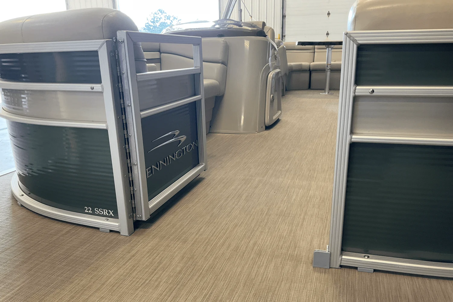 2017 Bennington 22SSRX Image Thumbnail #14