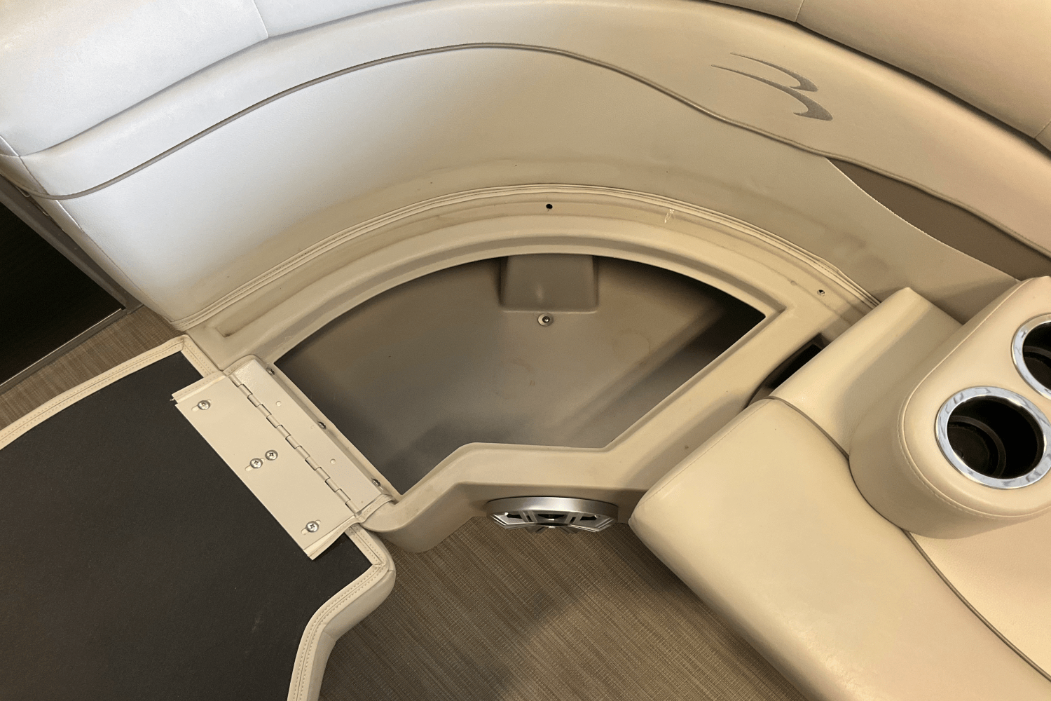 2017 Bennington 22SSRX Image Thumbnail #17