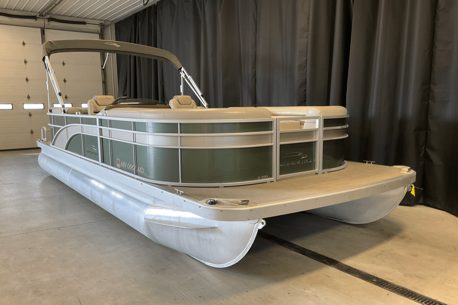 2017 Bennington 22SSRX Image Thumbnail #5