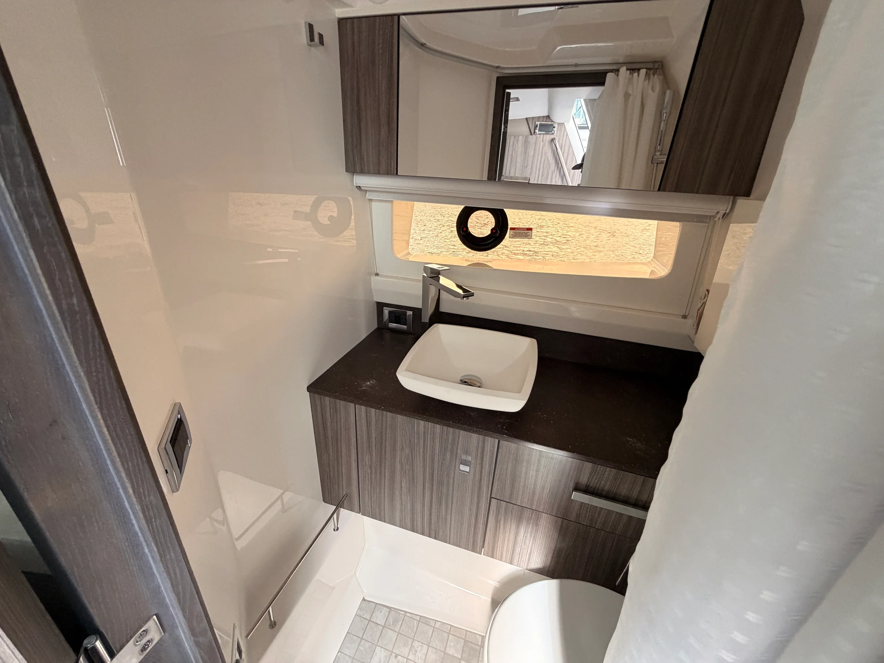 2026 Sea Ray SLX 400 Image Thumbnail #45