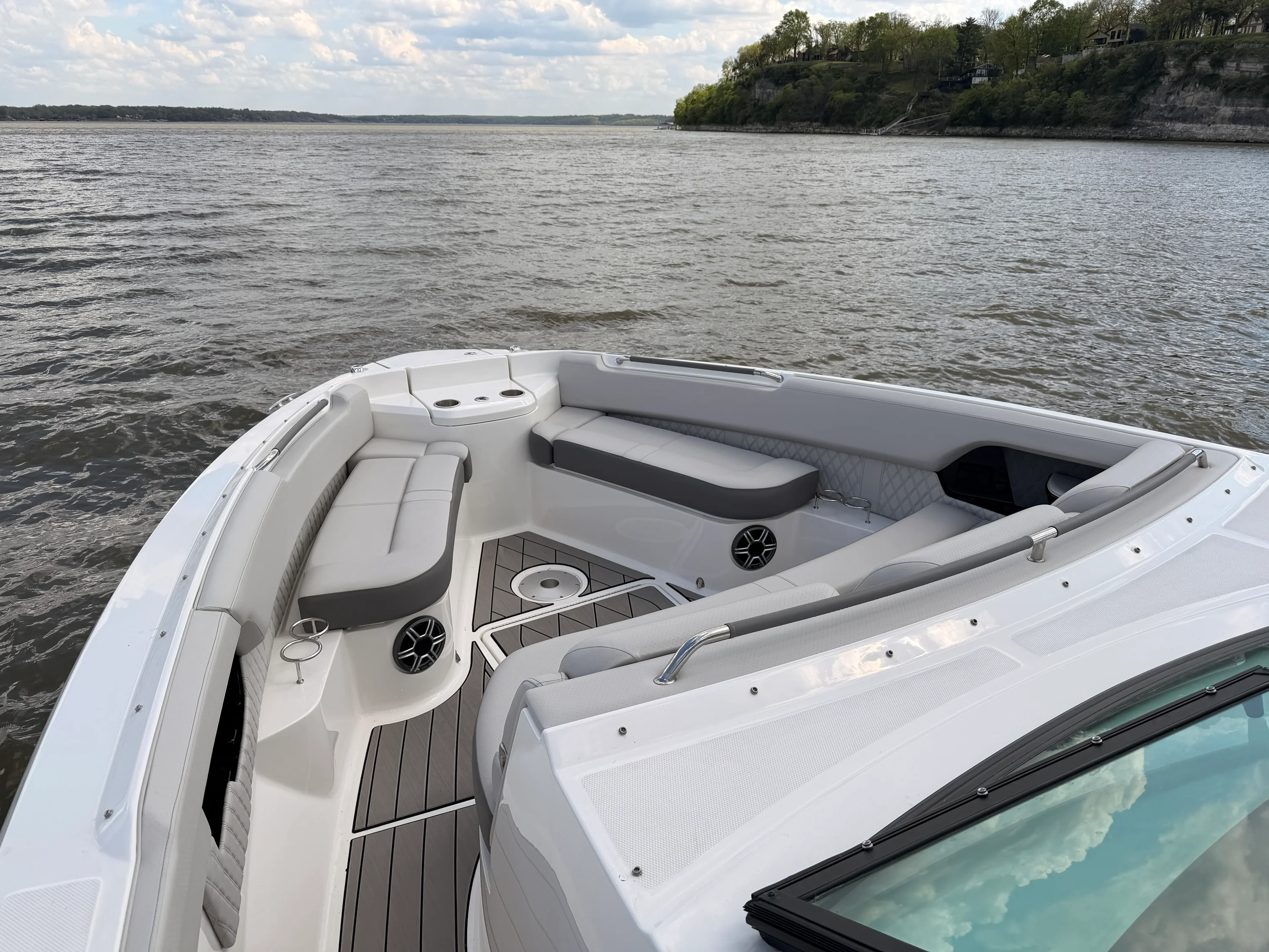 2026 Sea Ray SLX 400 Image Thumbnail #5