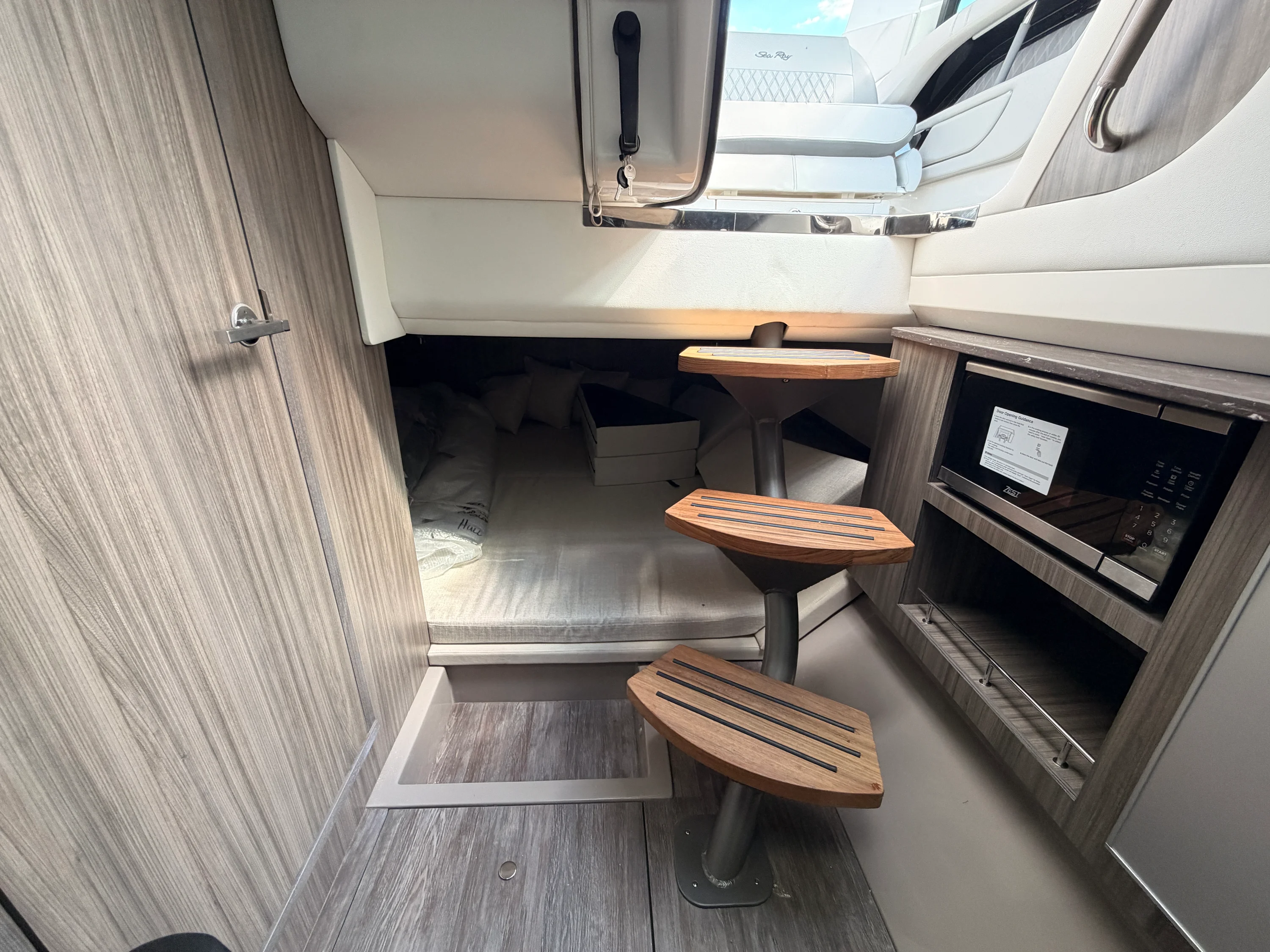 2026 Sea Ray SLX 400 Image Thumbnail #43