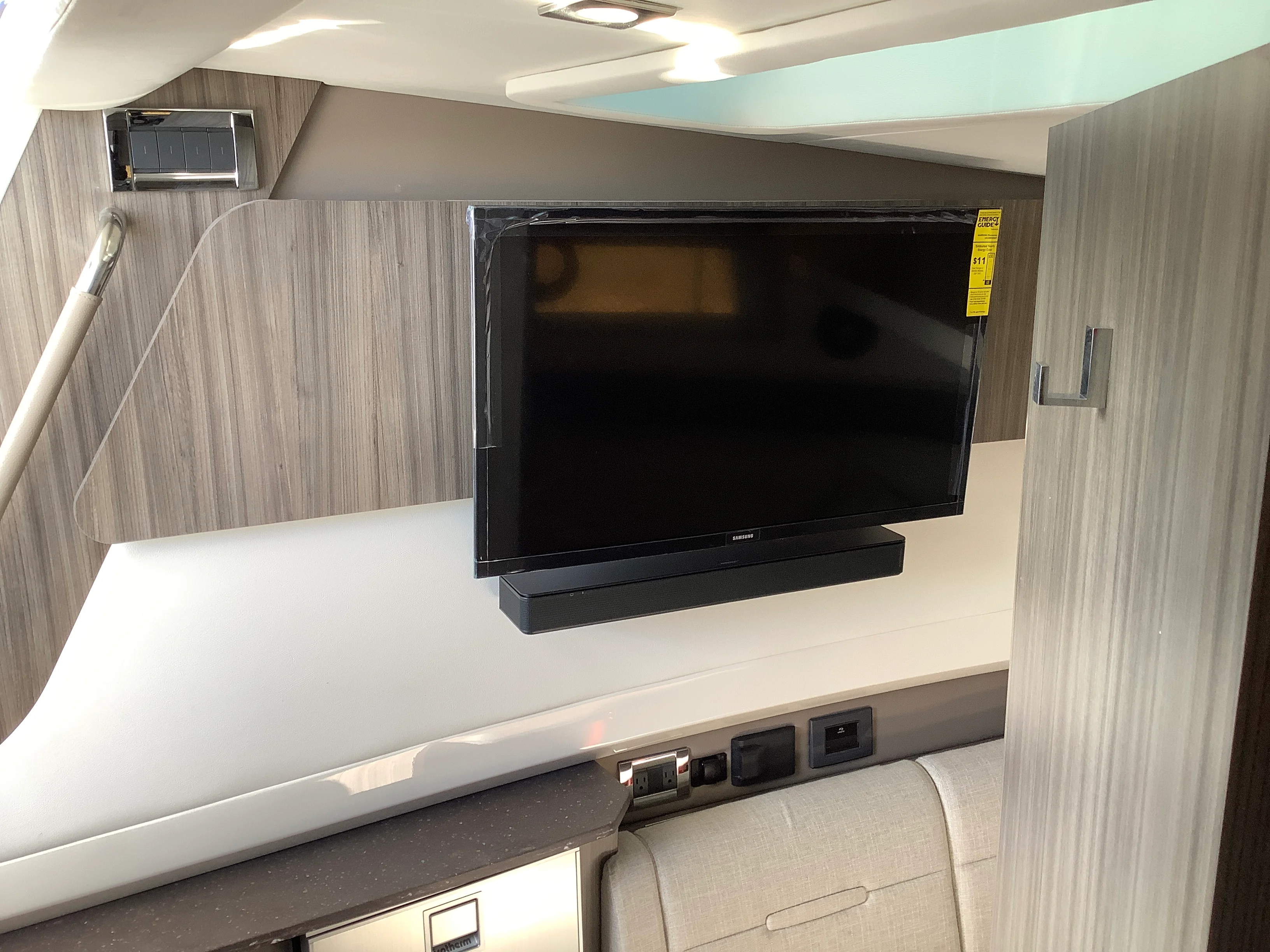 2026 Sea Ray SLX 400 Image Thumbnail #41