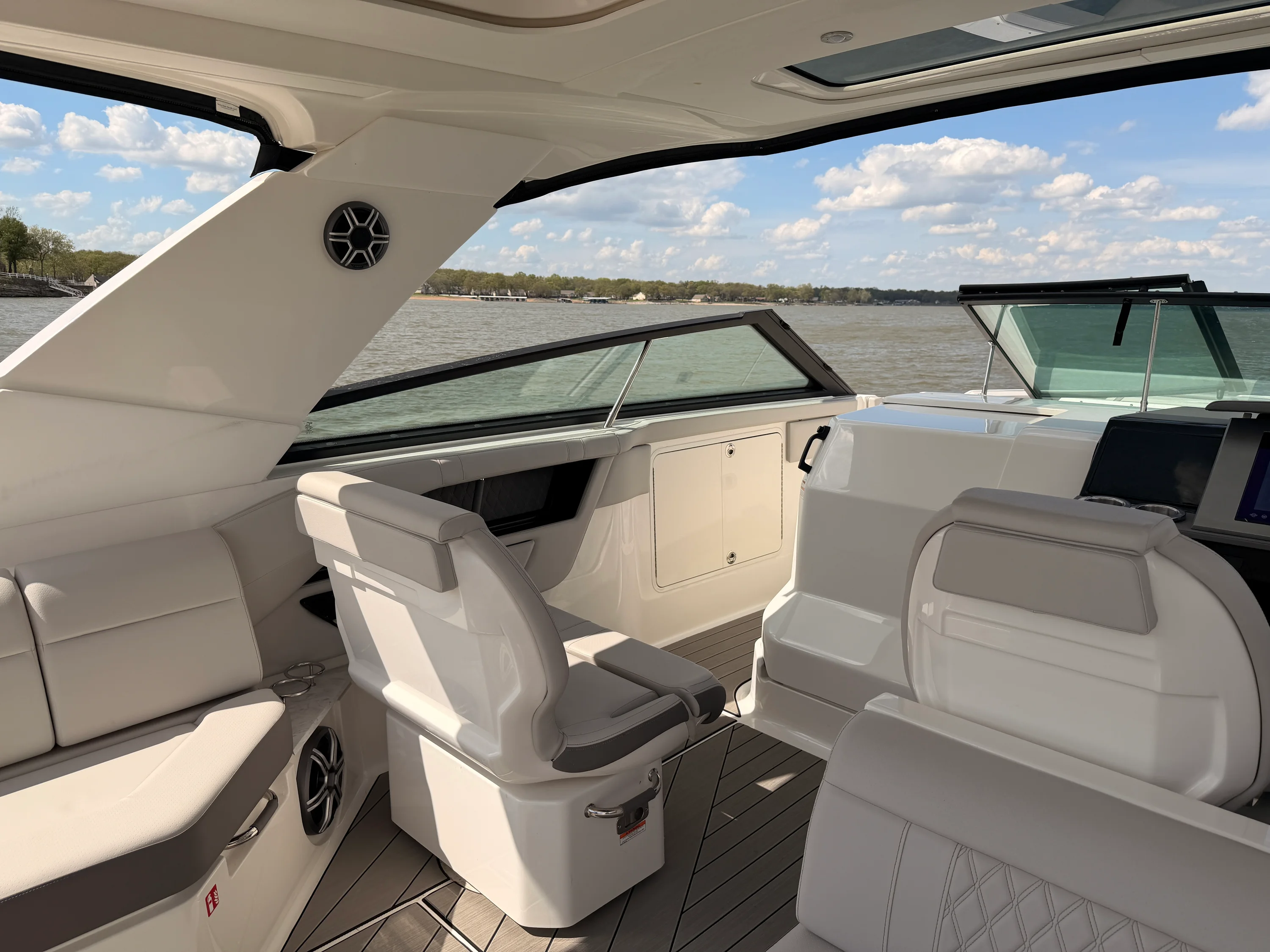 2026 Sea Ray SLX 400 Image Thumbnail #20