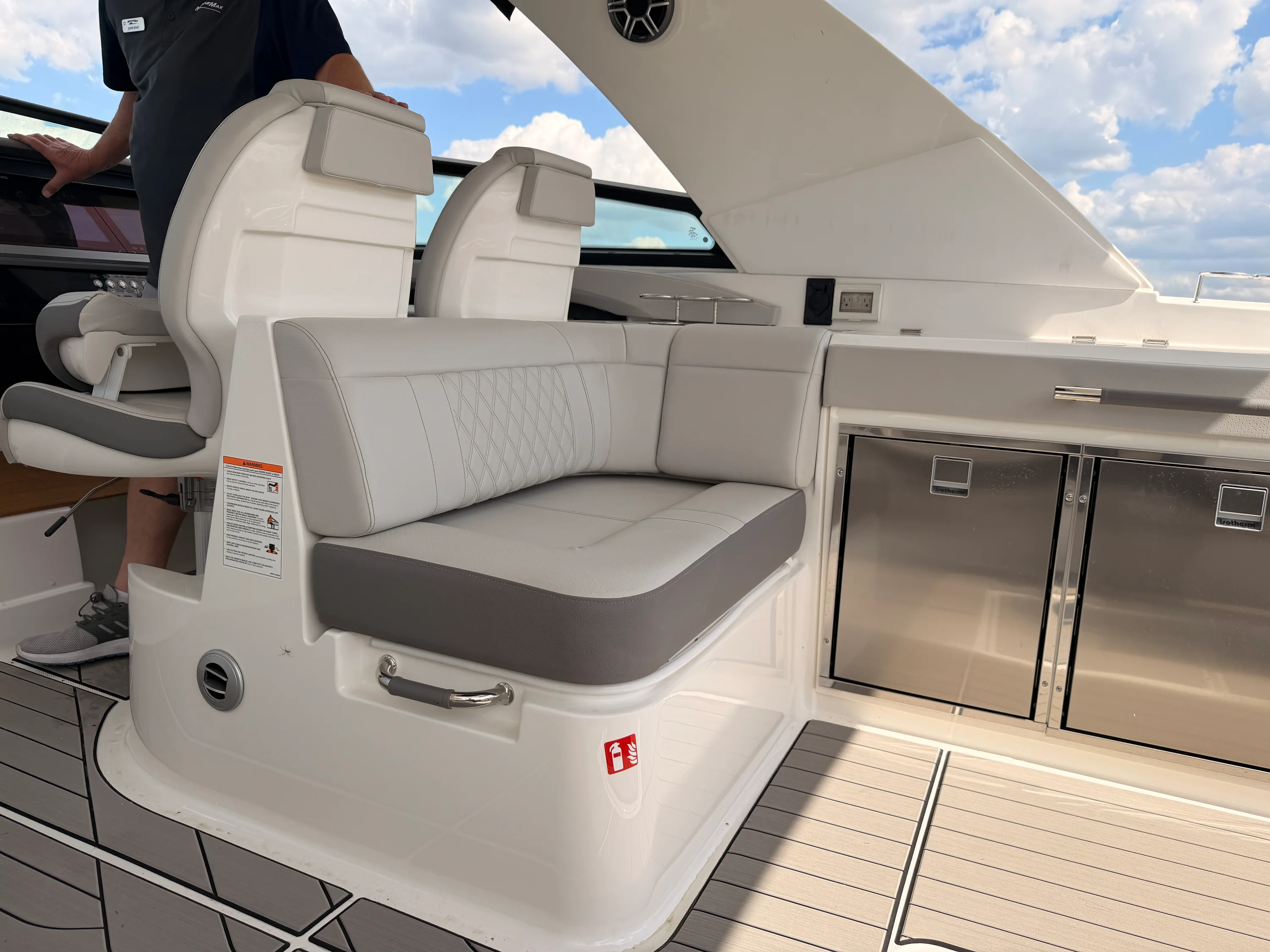 2026 Sea Ray SLX 400 Image Thumbnail #25