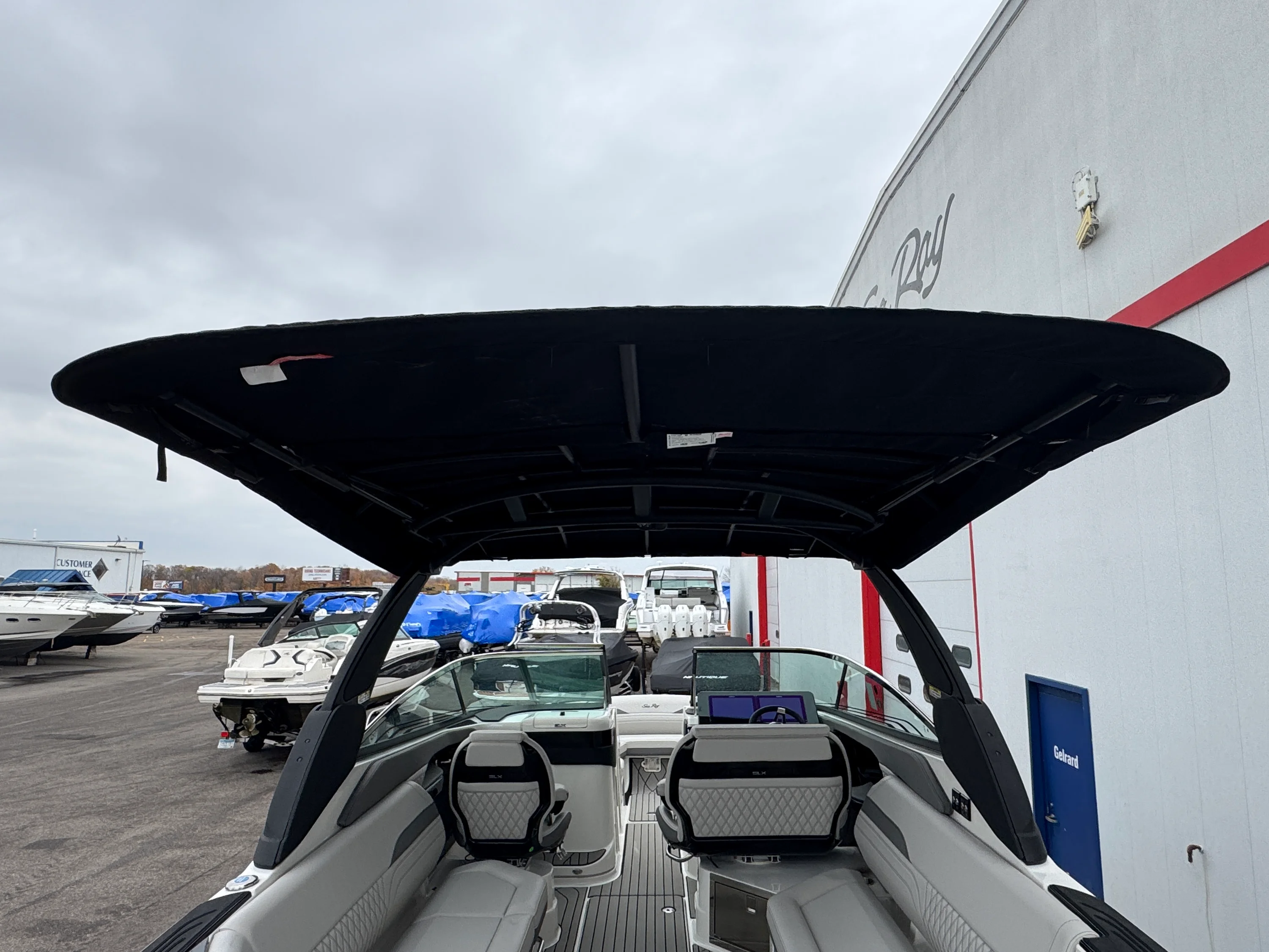 2026 Sea Ray SLX 280 Image Thumbnail #20