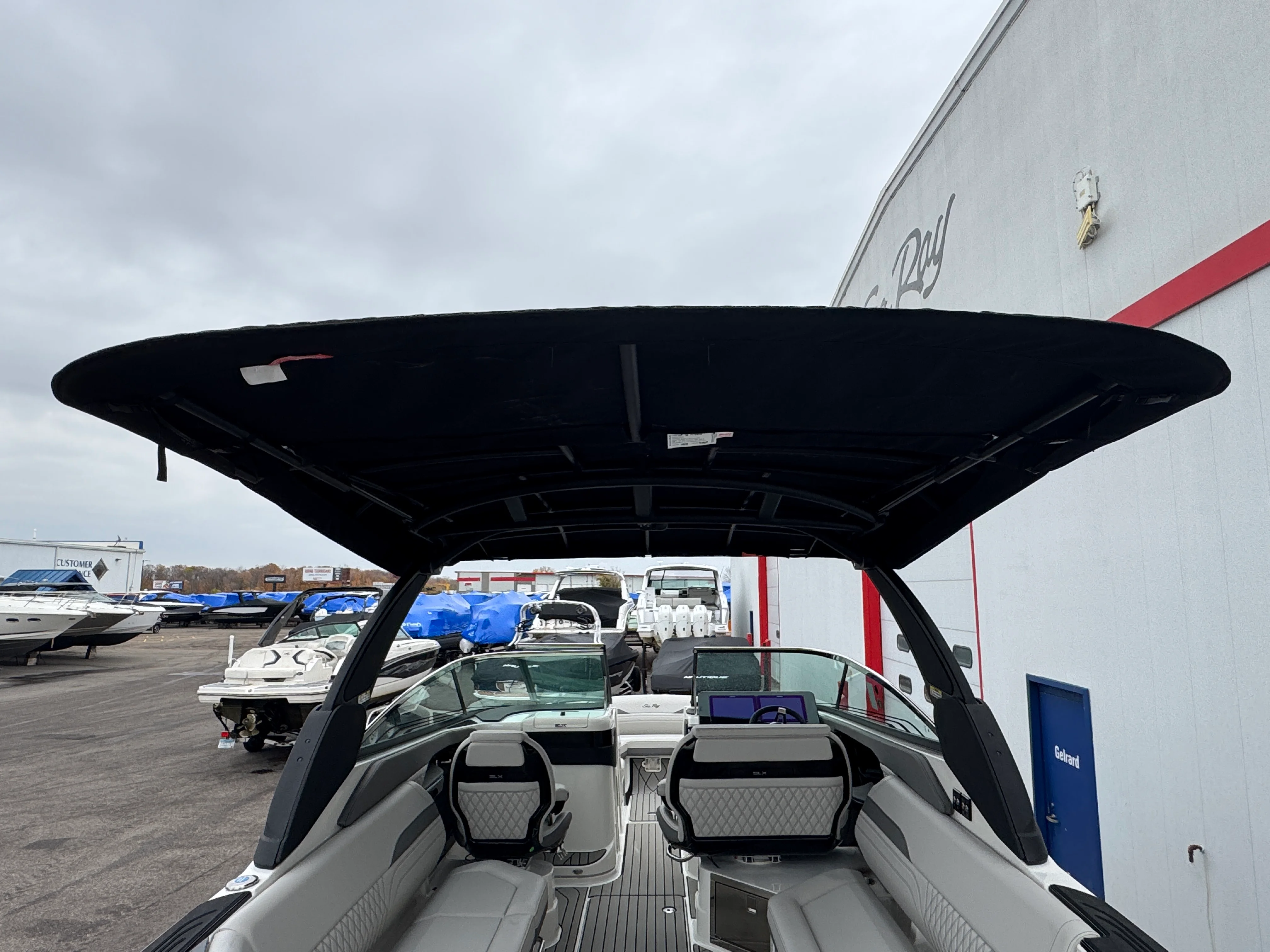 2026 Sea Ray SLX 280 Image Thumbnail #20