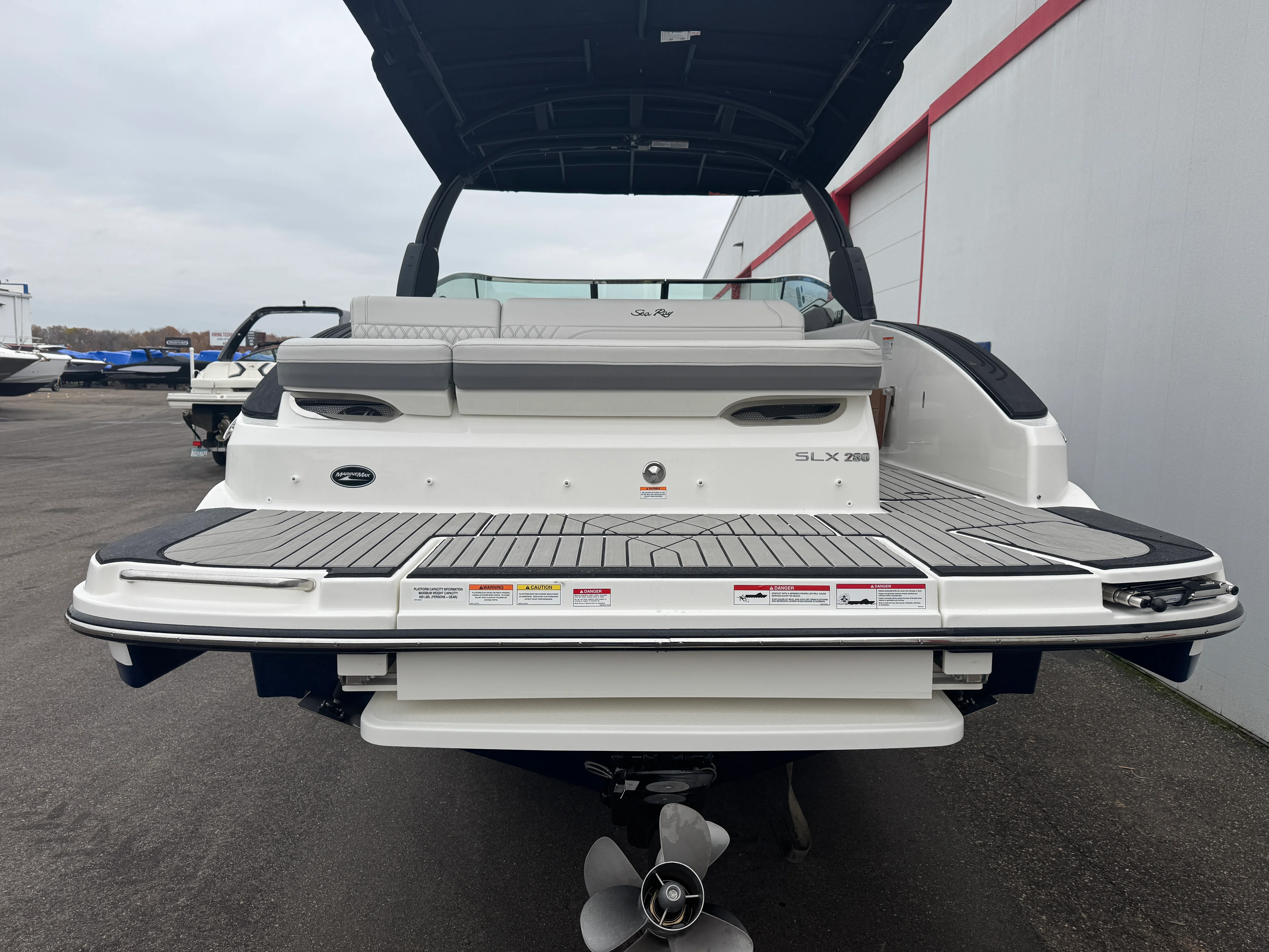 2026 Sea Ray SLX 280 Image Thumbnail #9