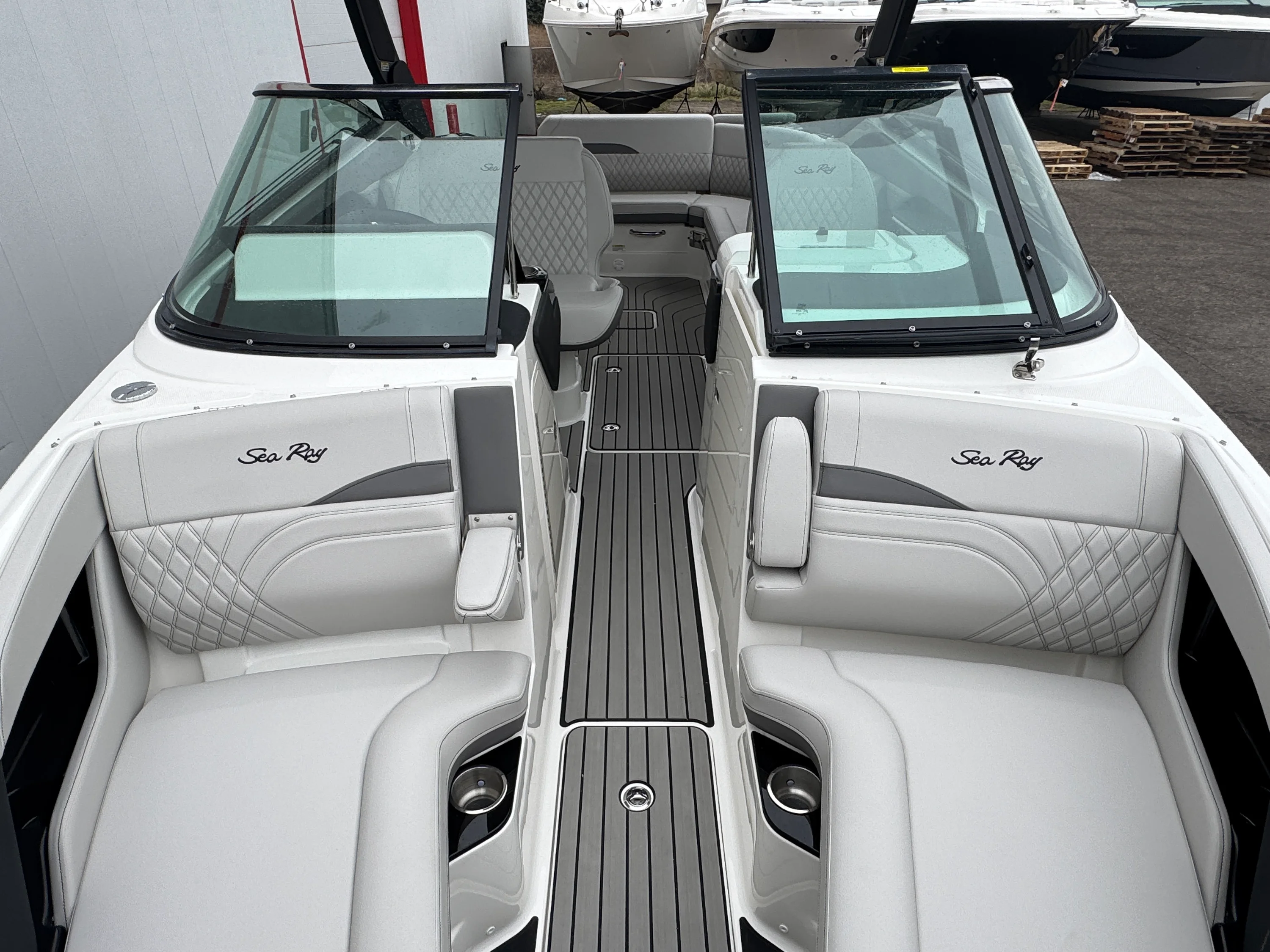 2026 Sea Ray SLX 280 Image Thumbnail #55