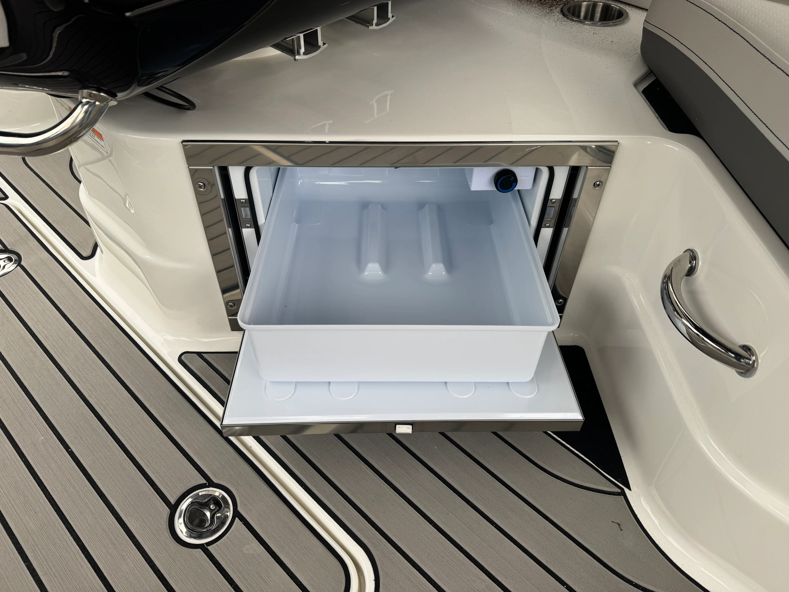 2026 Sea Ray SLX 280 Image Thumbnail #31