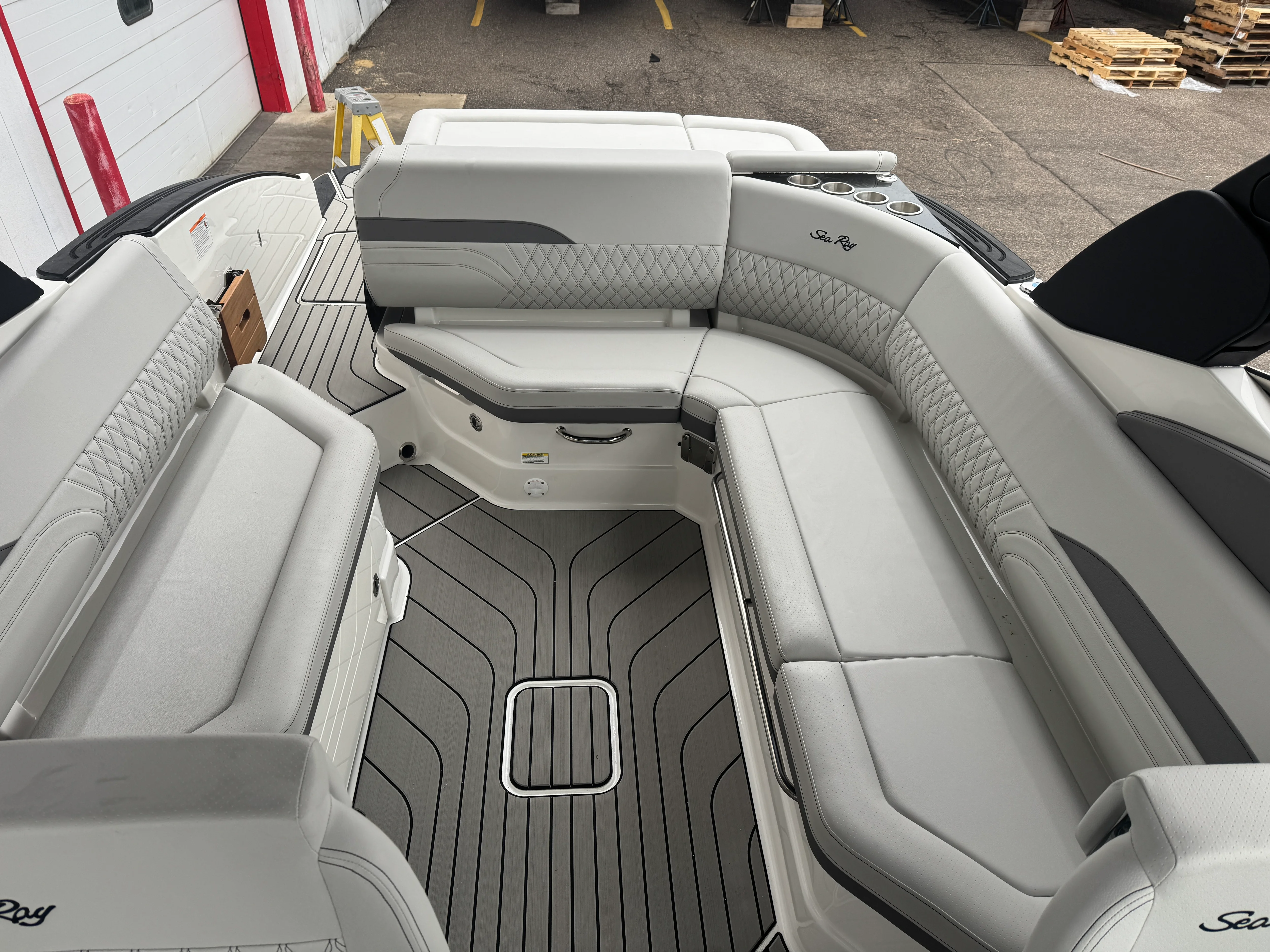 2026 Sea Ray SLX 280 Image Thumbnail #21