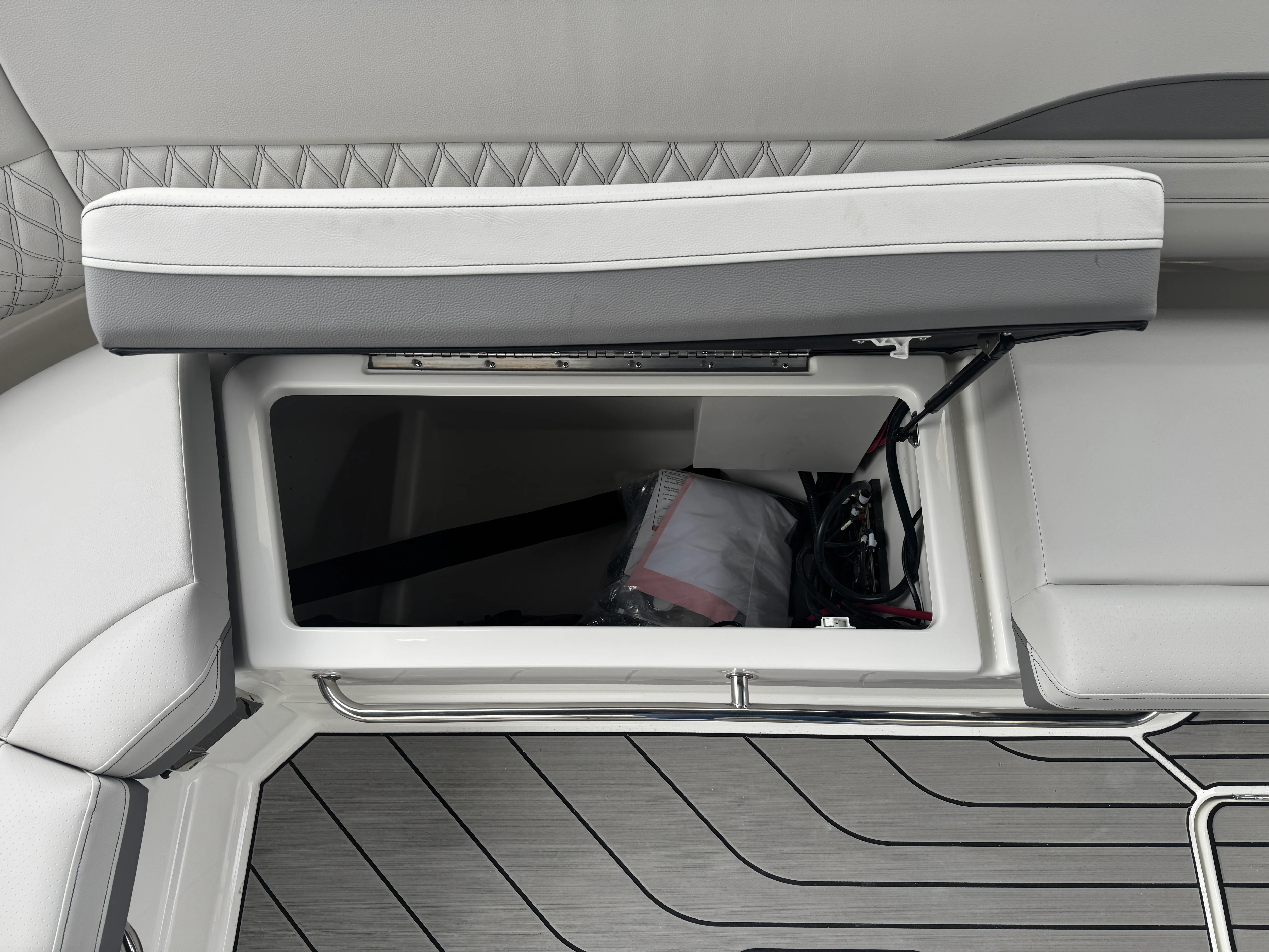 2026 Sea Ray SLX 280 Image Thumbnail #26