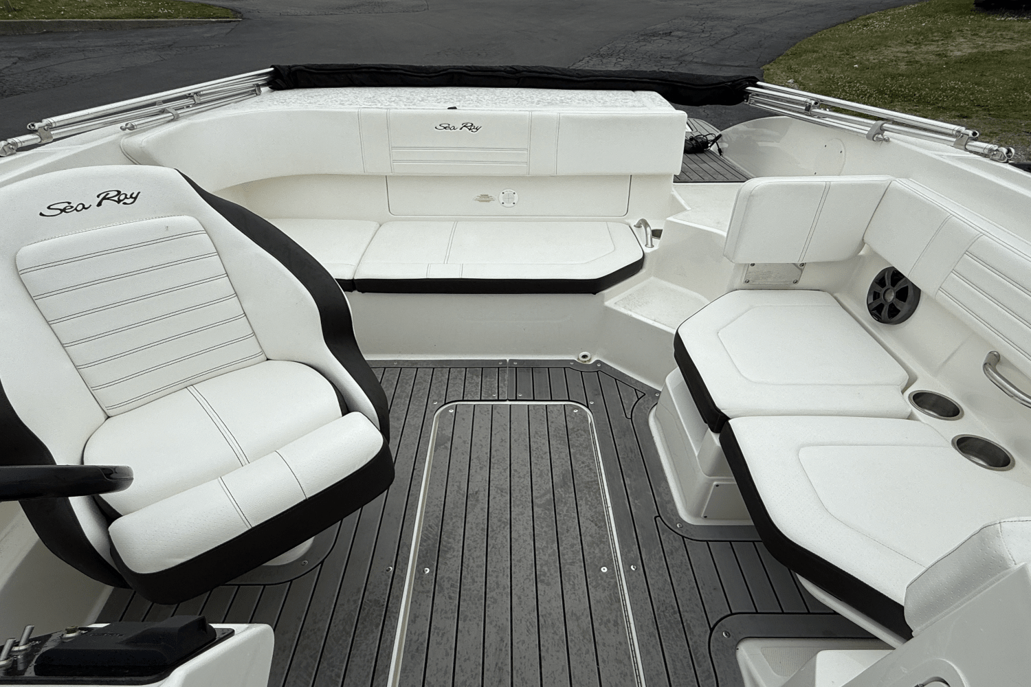 2019 Sea Ray 190SPX Image Thumbnail #7