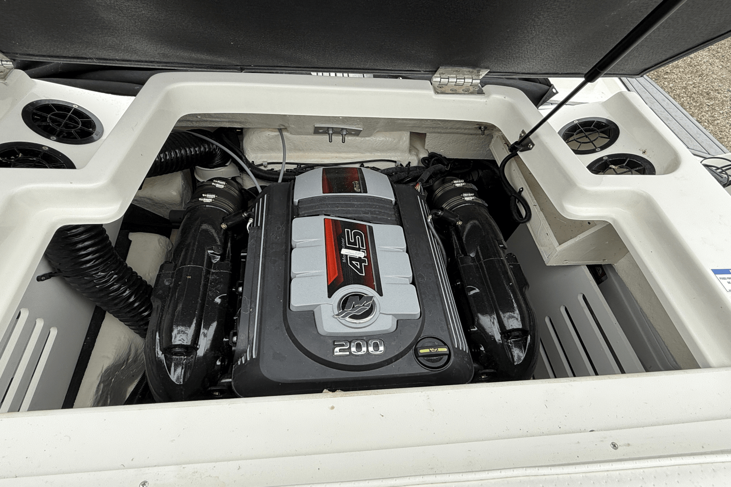 2019 Sea Ray 190SPX Image Thumbnail #13