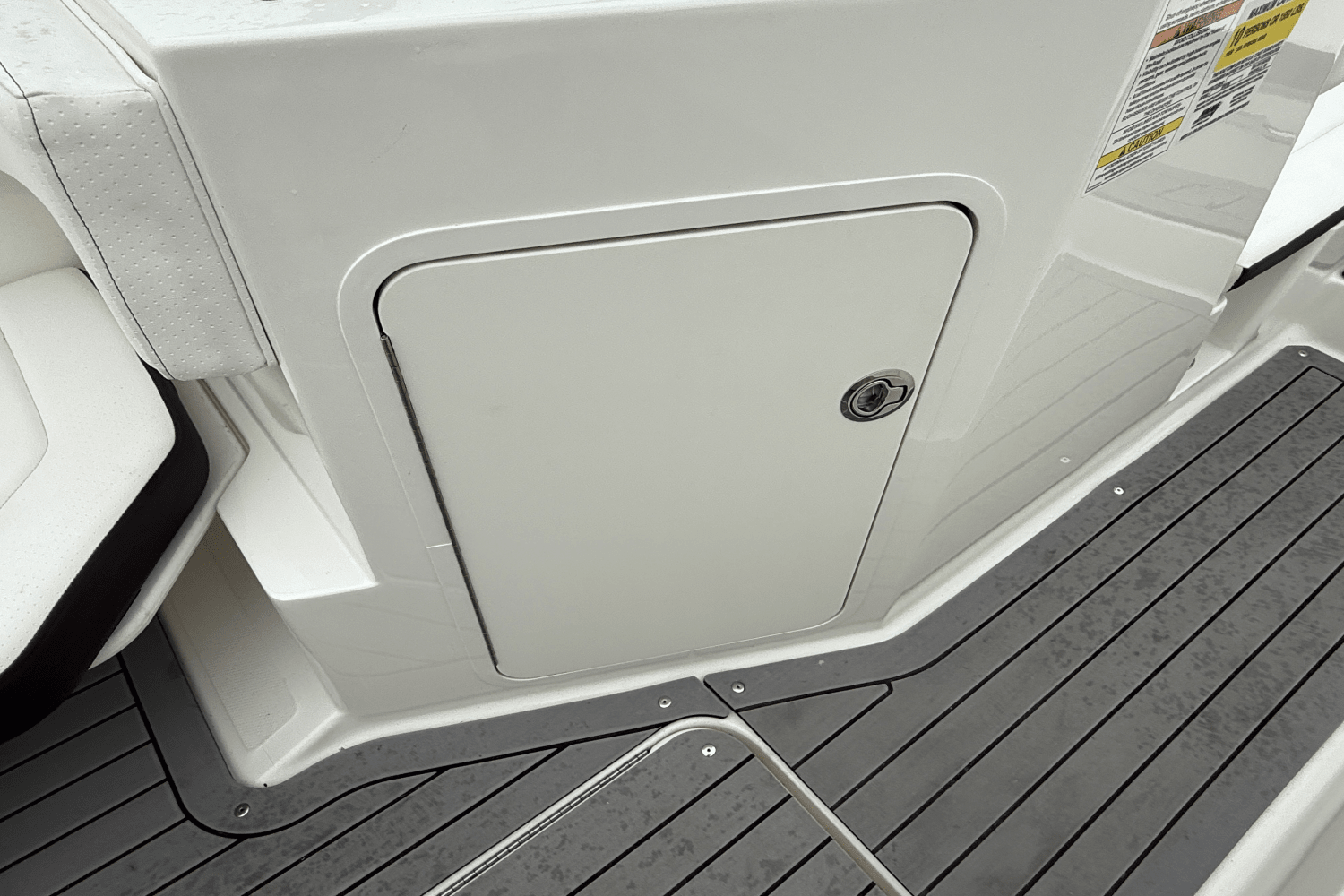 2019 Sea Ray 190SPX Image Thumbnail #22