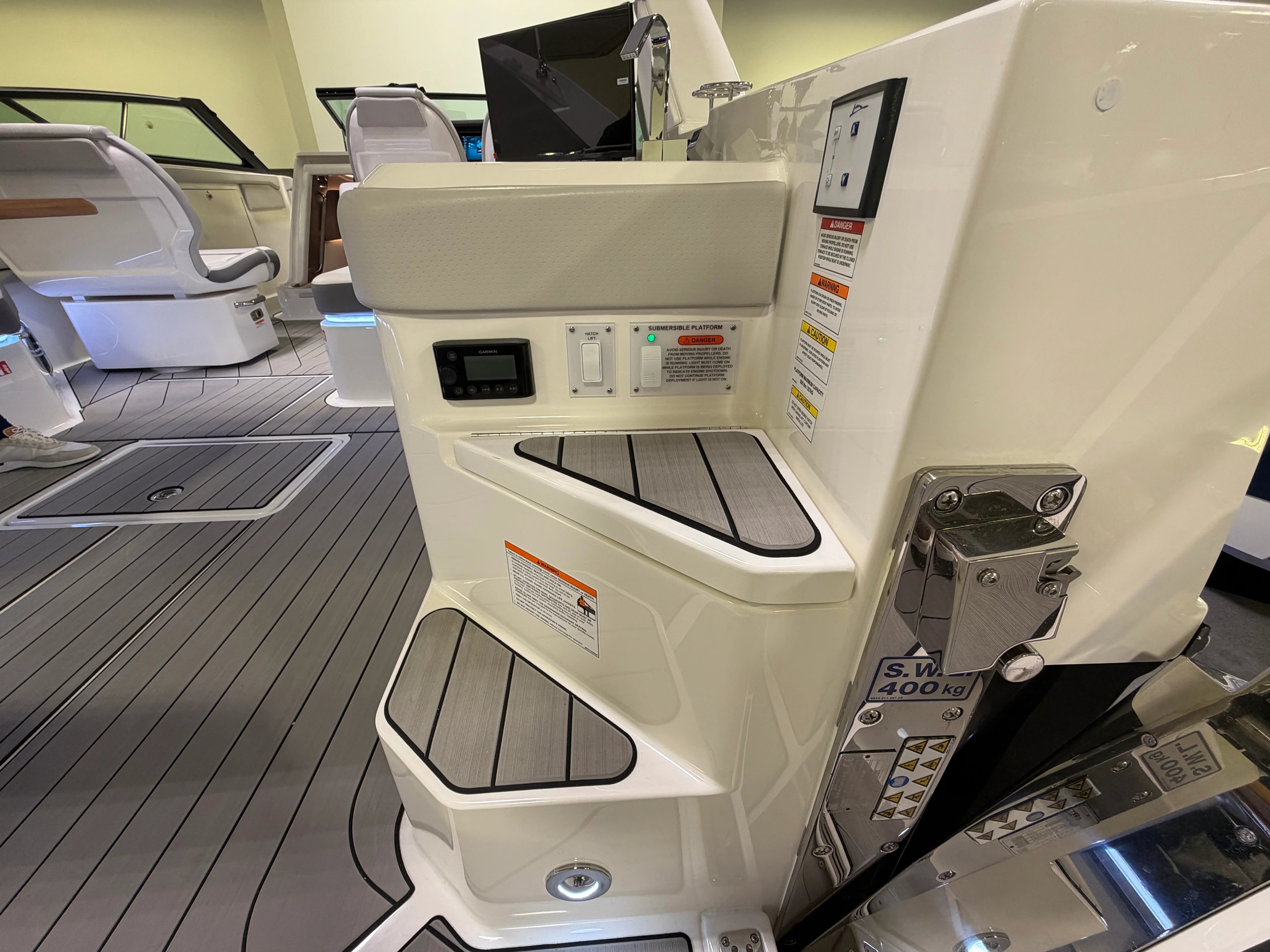 2026 Sea Ray SLX 400 Image Thumbnail #7