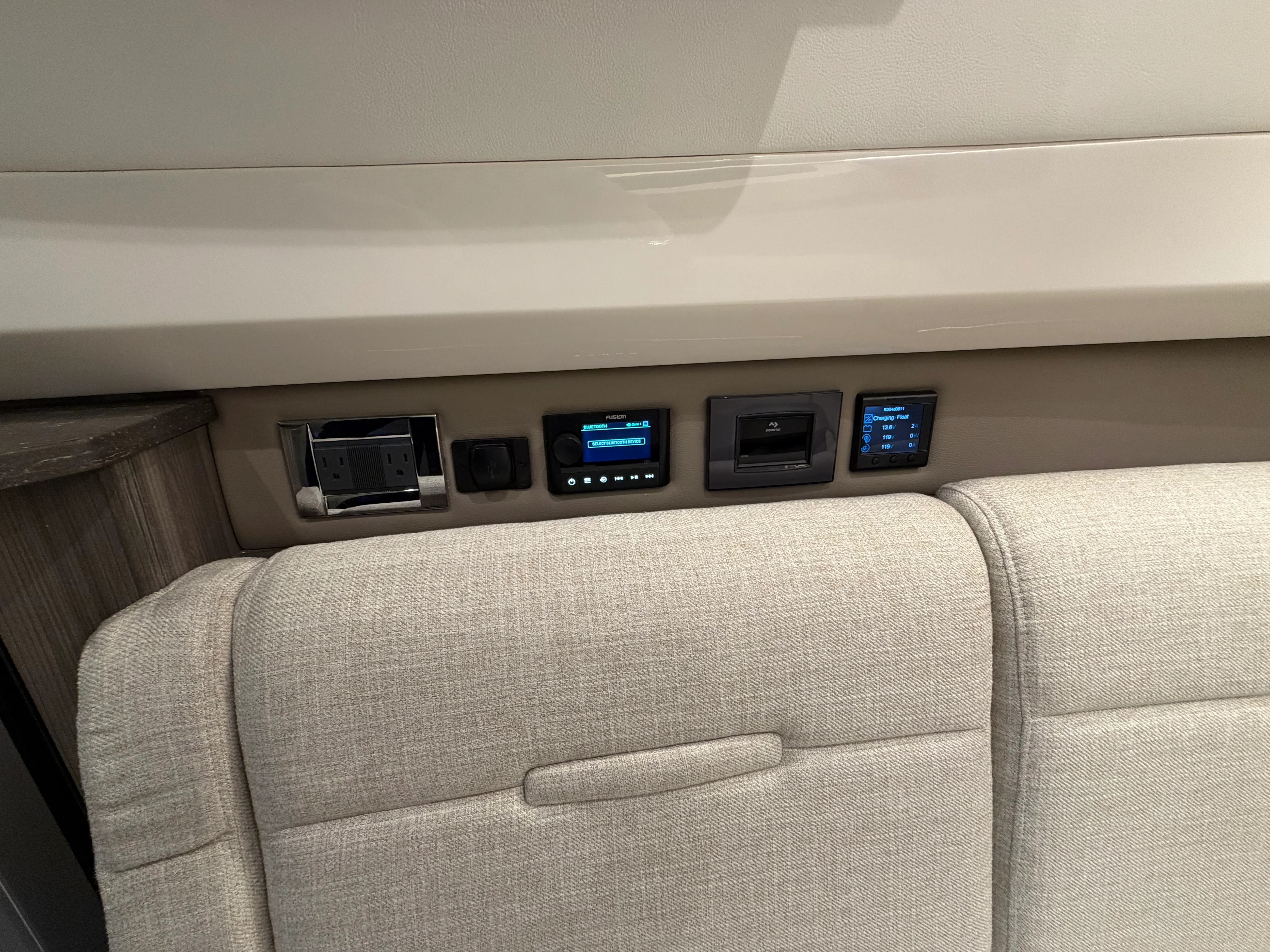 2026 Sea Ray SLX 400 Image Thumbnail #28