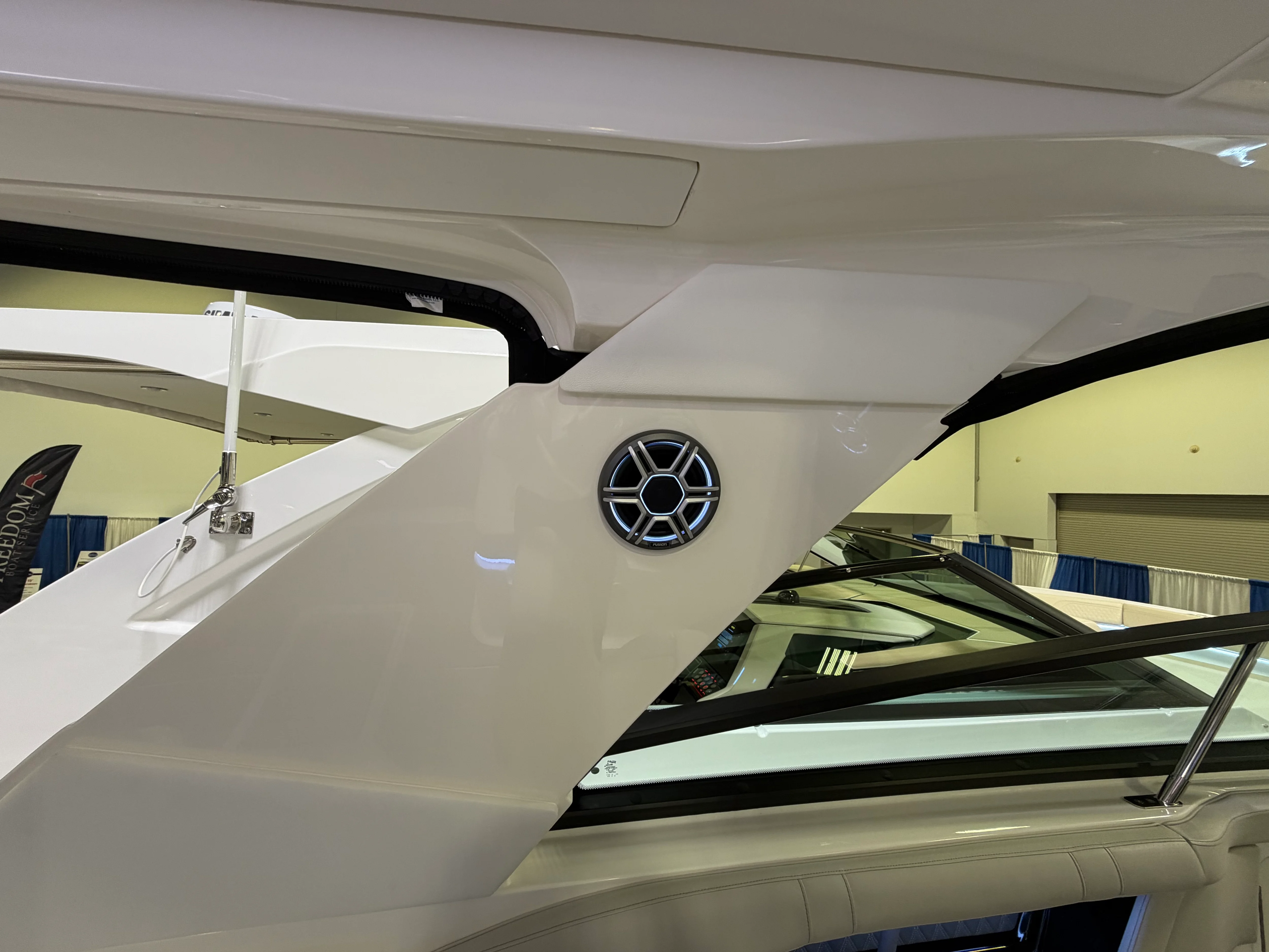 2026 Sea Ray SLX 400 Image Thumbnail #17