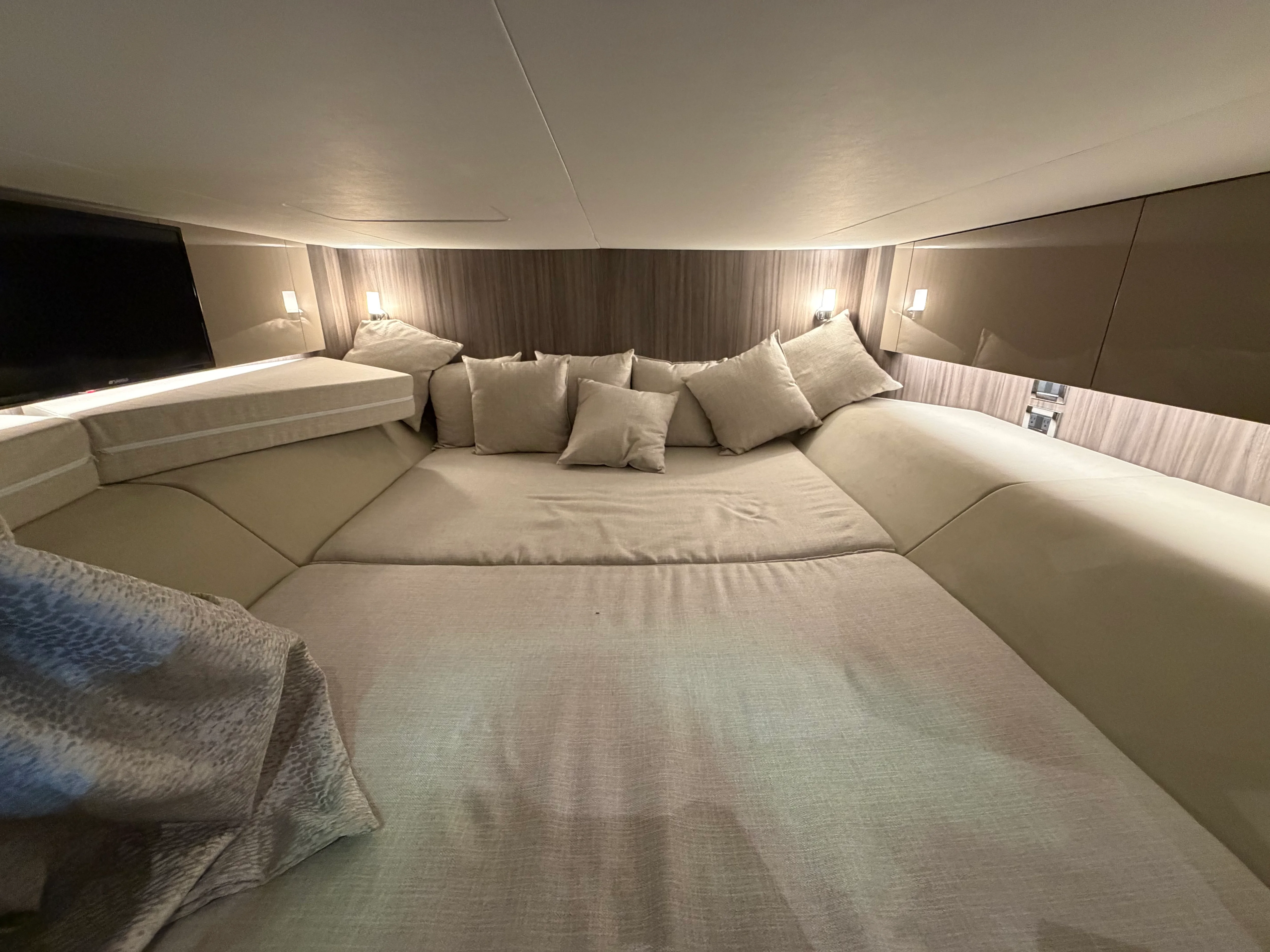 2026 Sea Ray SLX 400 Image Thumbnail #34