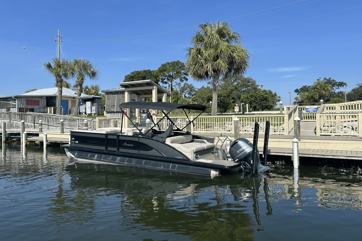 2020 Barletta L25UC Image Thumbnail #3