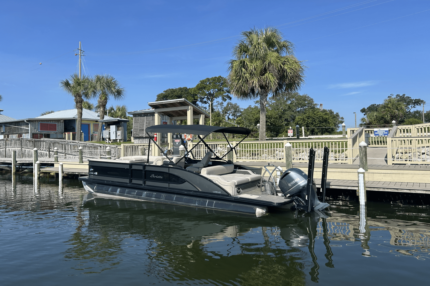 2020 Barletta L25UC Image Thumbnail #5