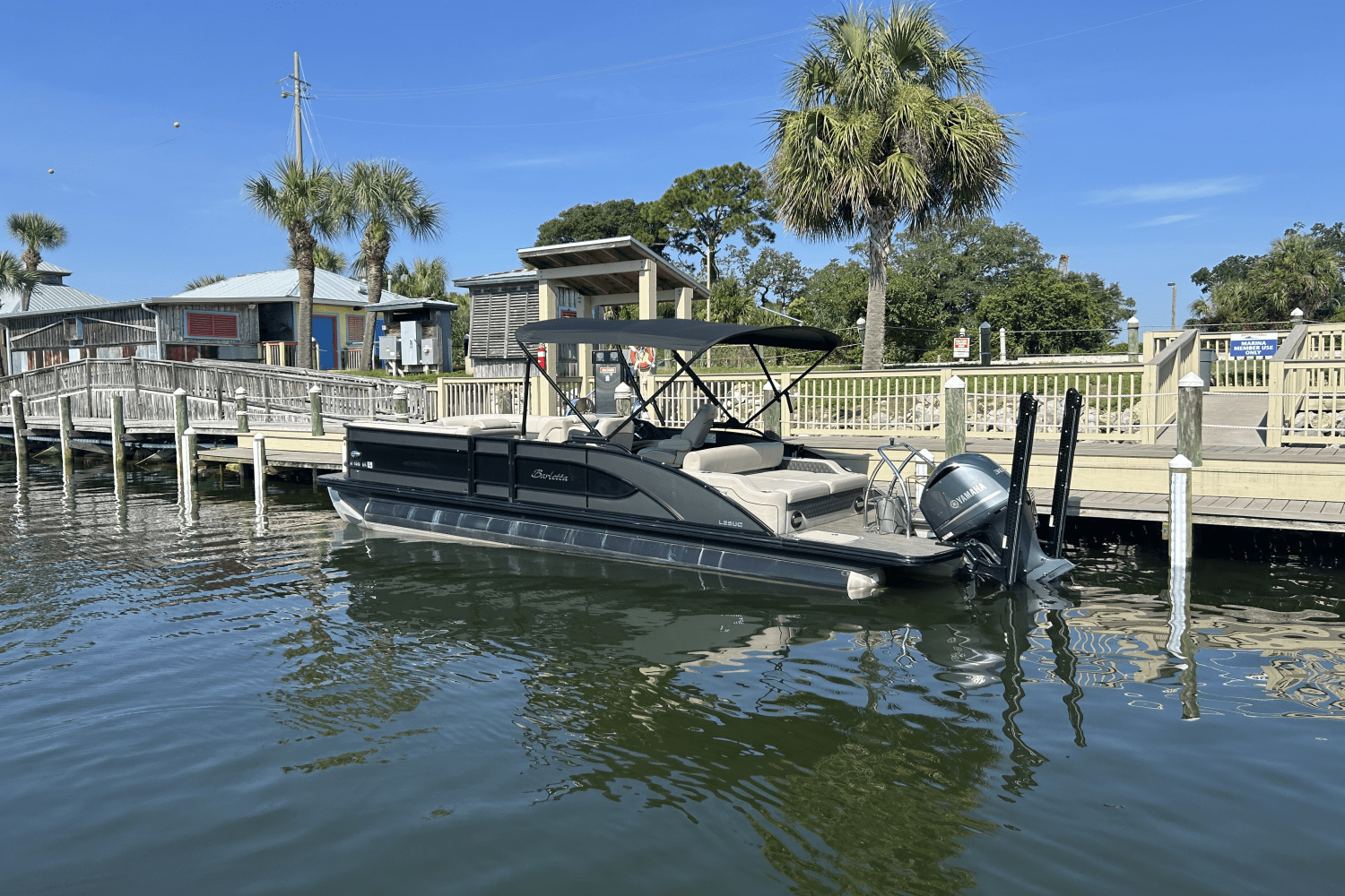 2020 Barletta L25UC Image Thumbnail #2