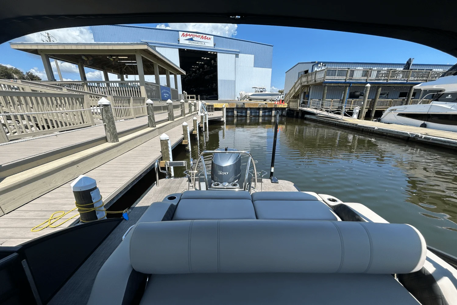 2020 Barletta L25UC Image Thumbnail #4