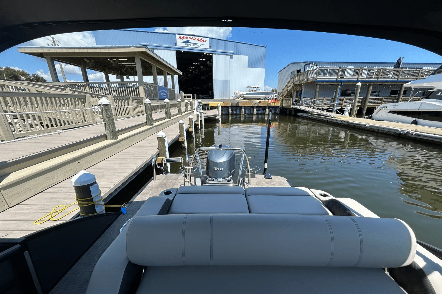 2020 Barletta L25UC Image Thumbnail #3