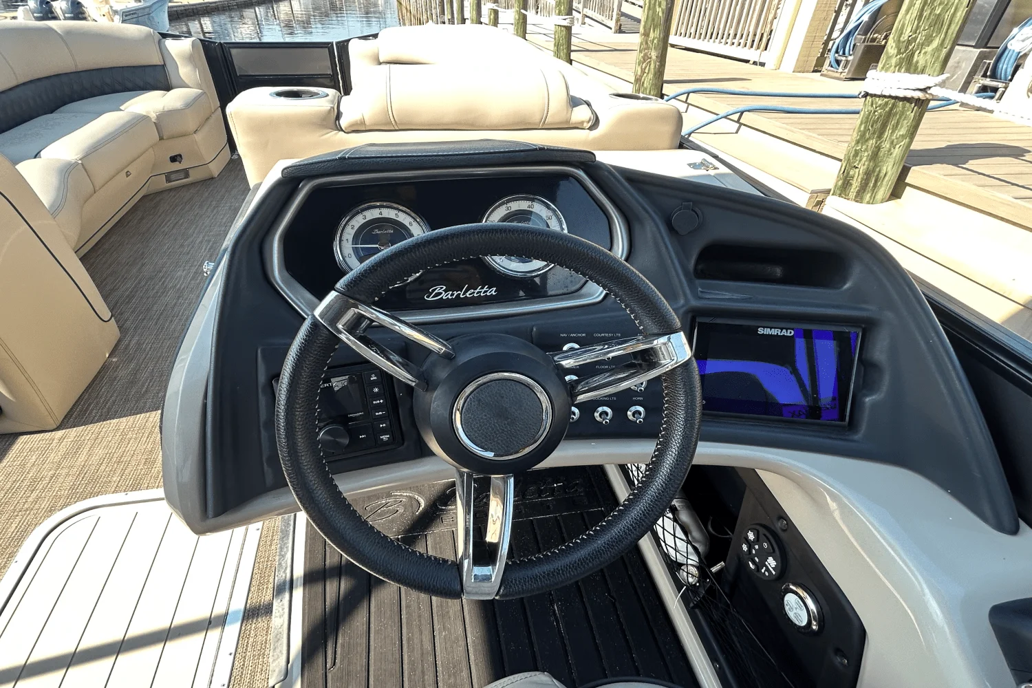 2020 Barletta L25UC Image Thumbnail #13