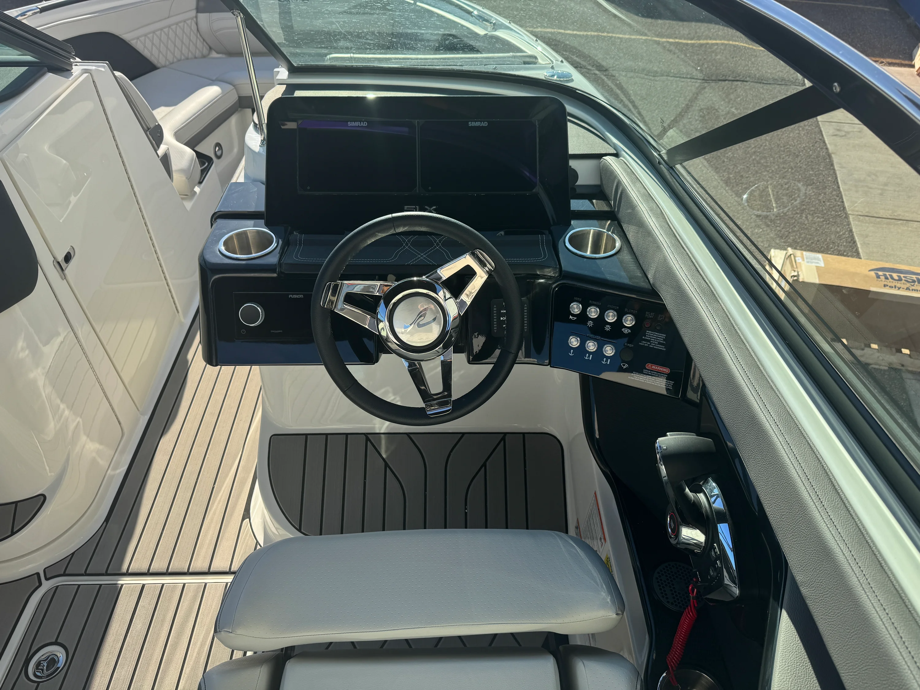 2026 Sea Ray SLX 260 Image Thumbnail #27