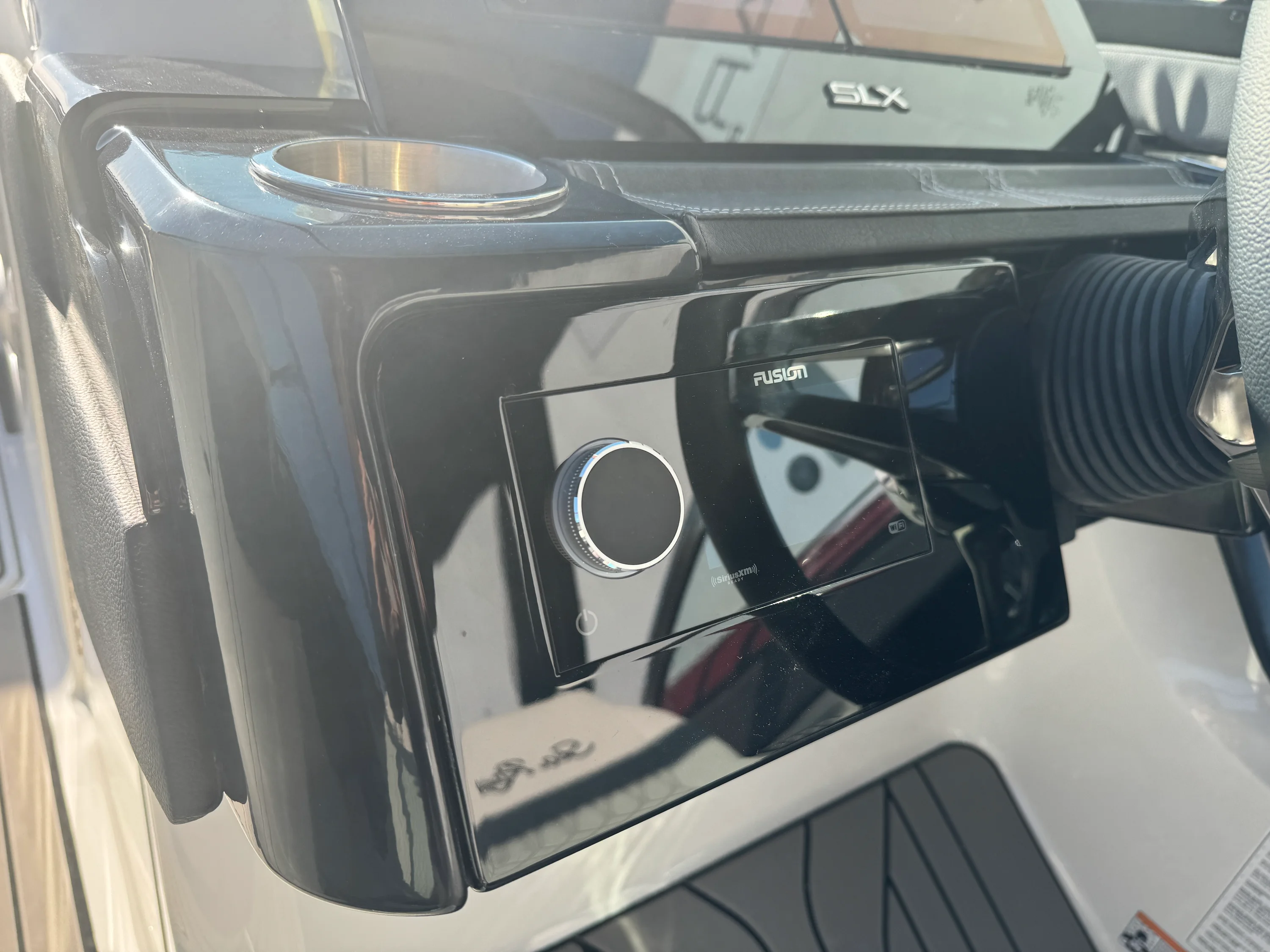 2026 Sea Ray SLX 260 Image Thumbnail #29