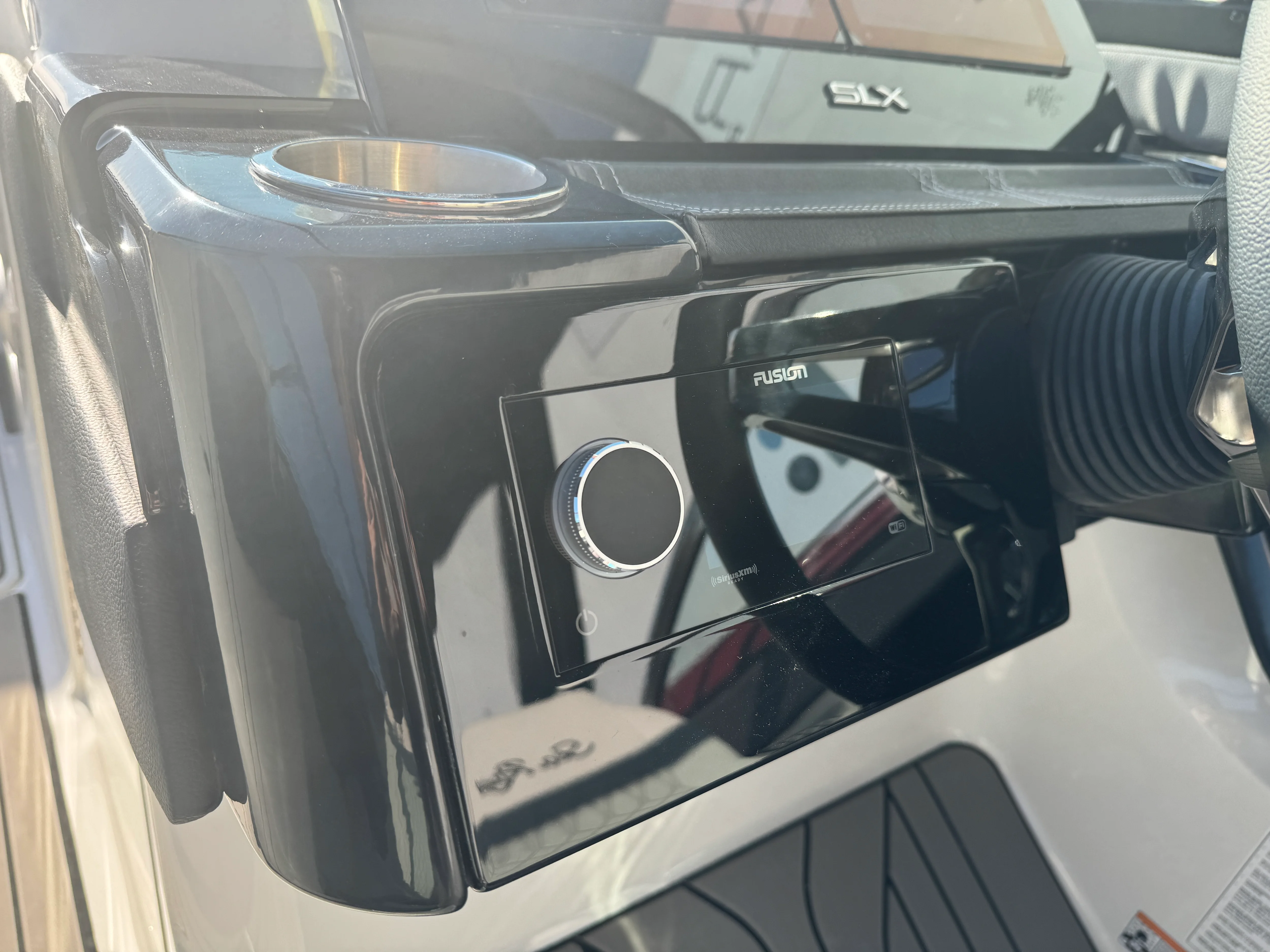 2026 Sea Ray SLX 260 Image Thumbnail #29