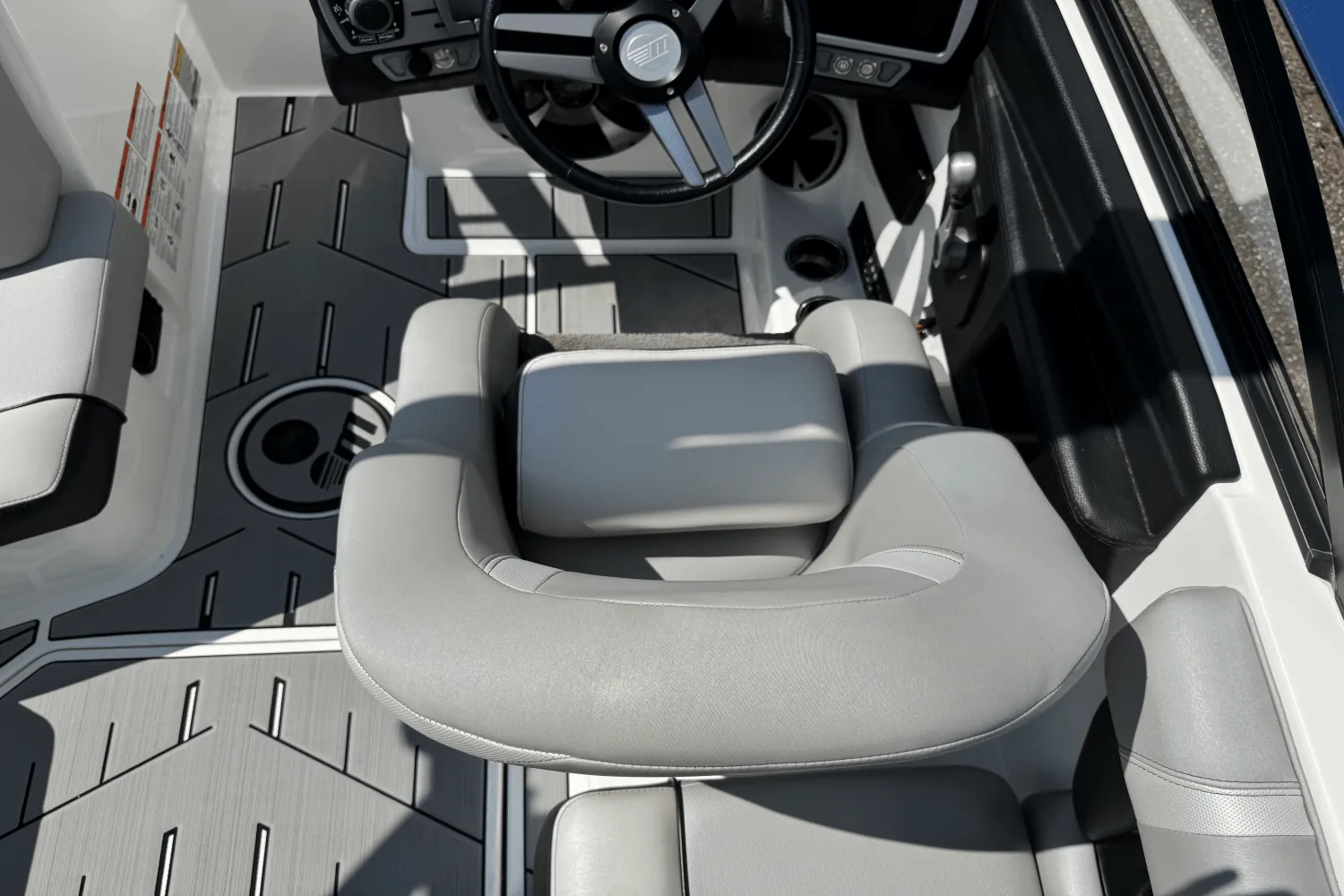 2018 Malibu 21 VLX Image Thumbnail #44