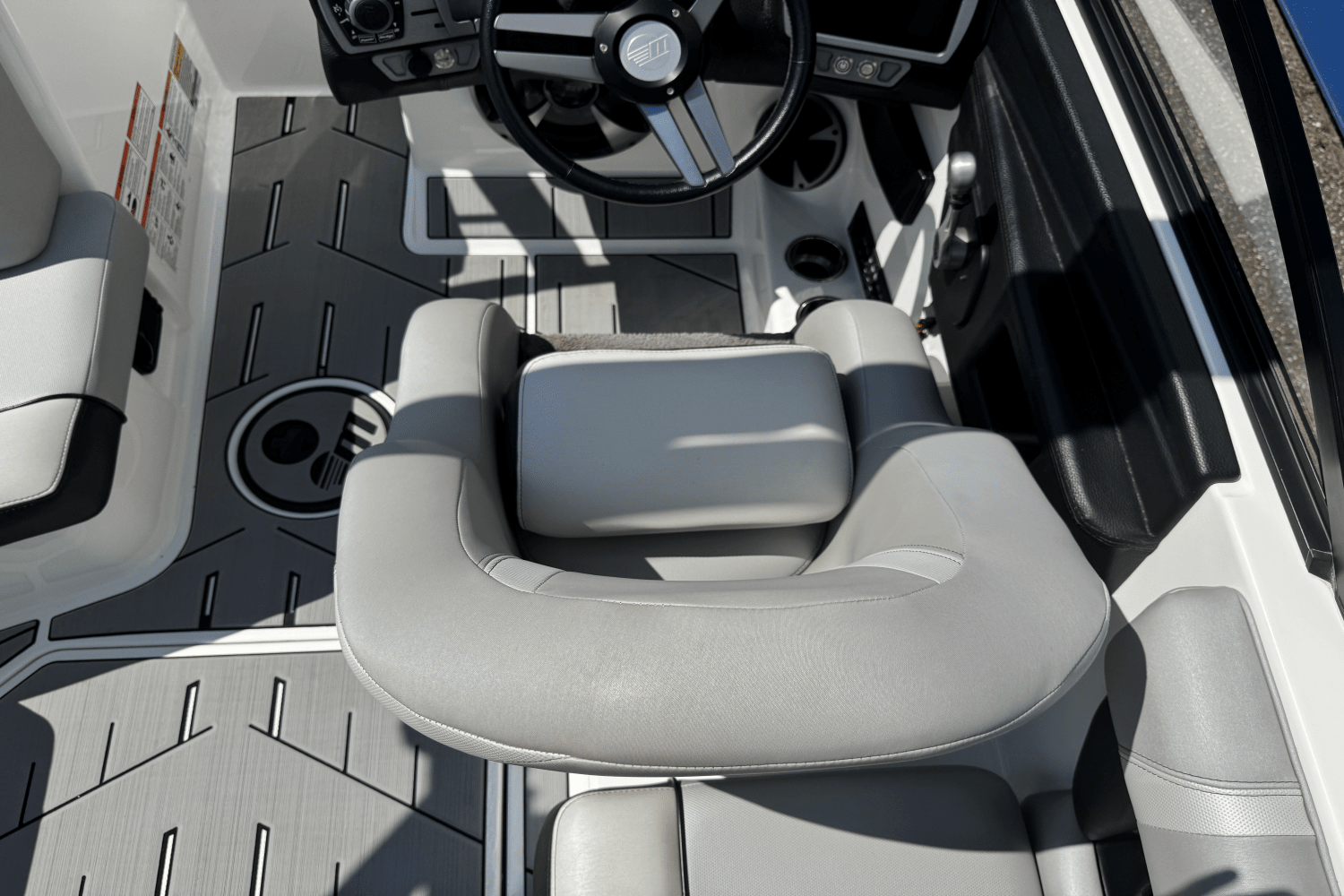 2018 Malibu 21 VLX Image Thumbnail #44