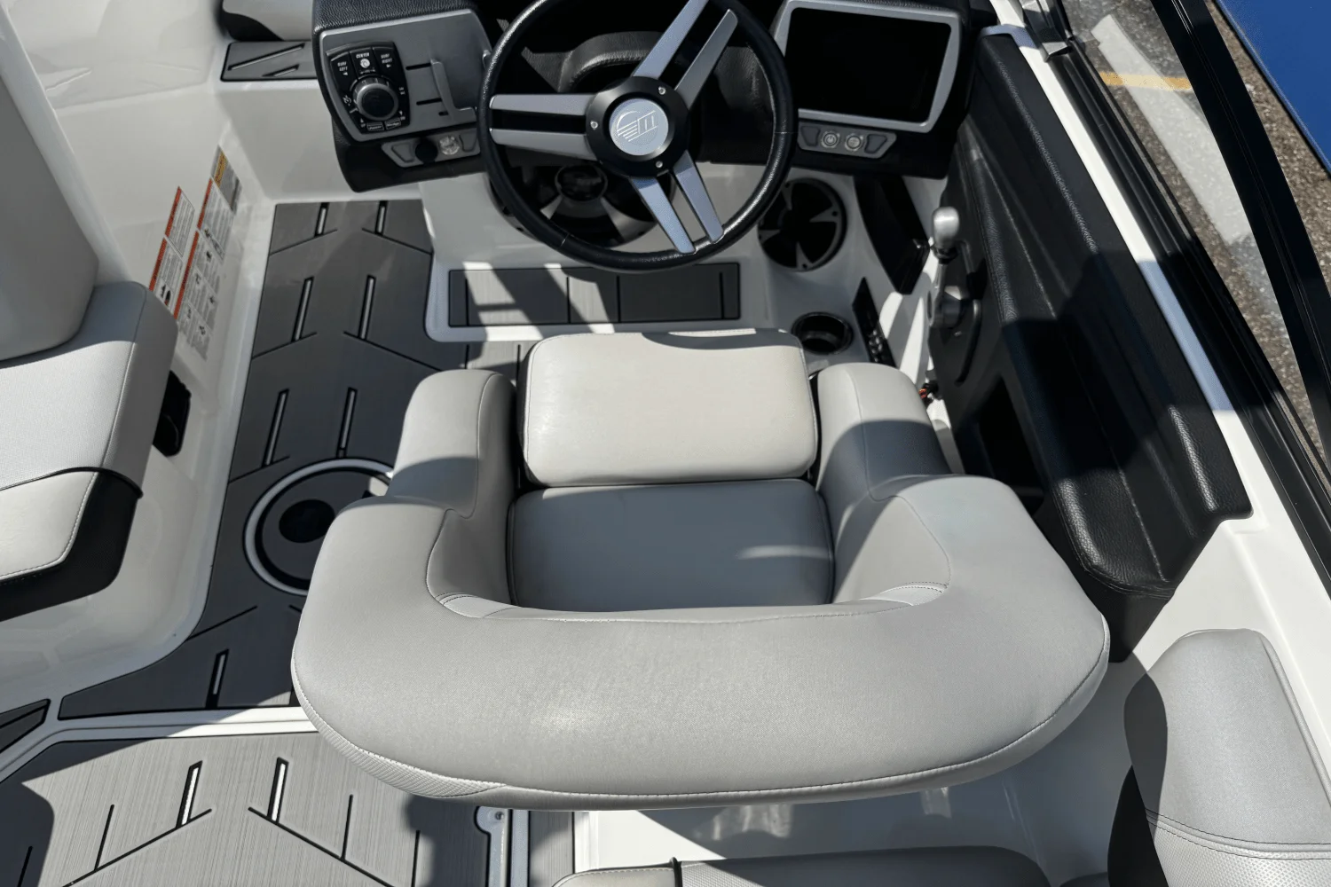 2018 Malibu 21 VLX Image Thumbnail #43