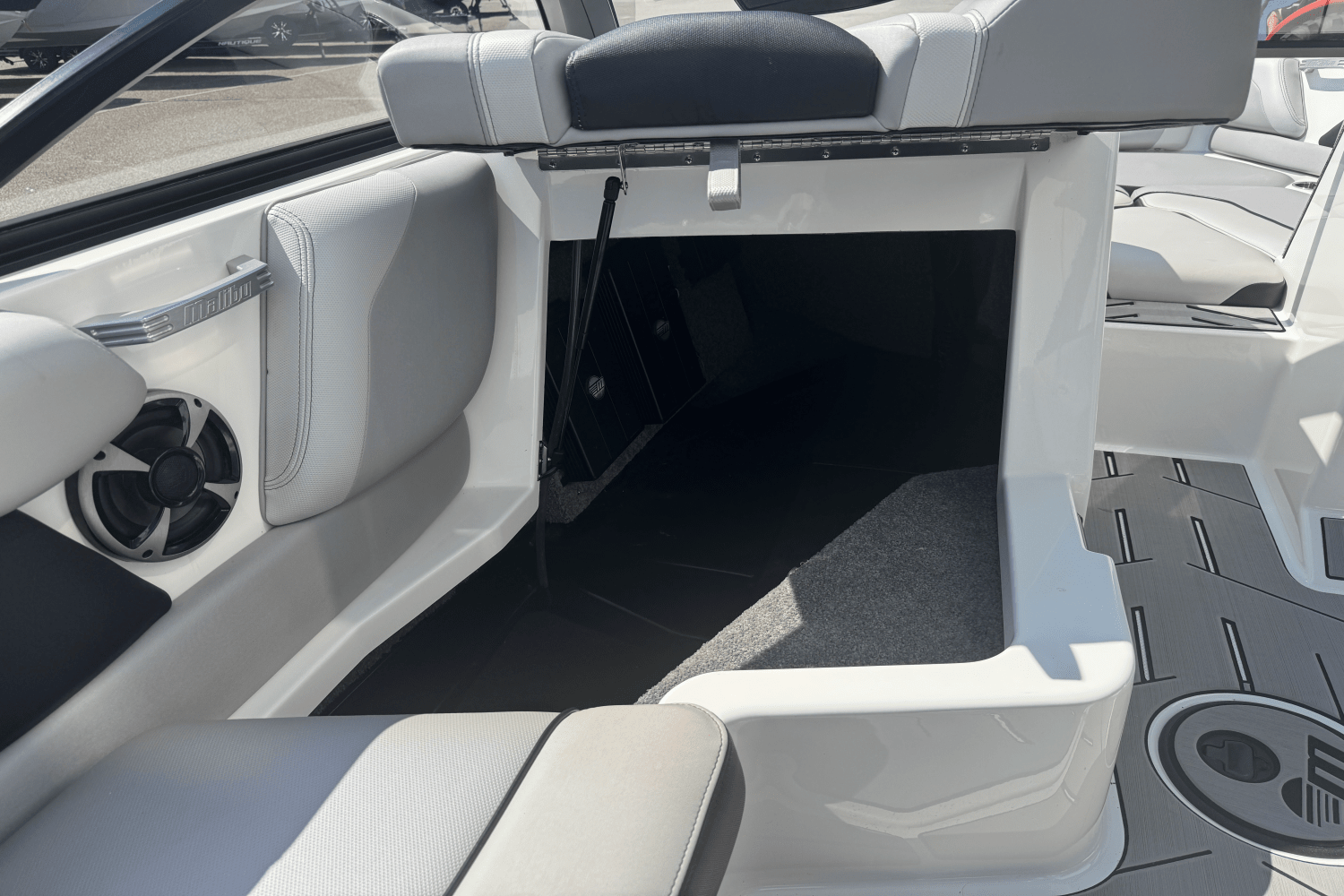 2018 Malibu 21 VLX Image Thumbnail #33