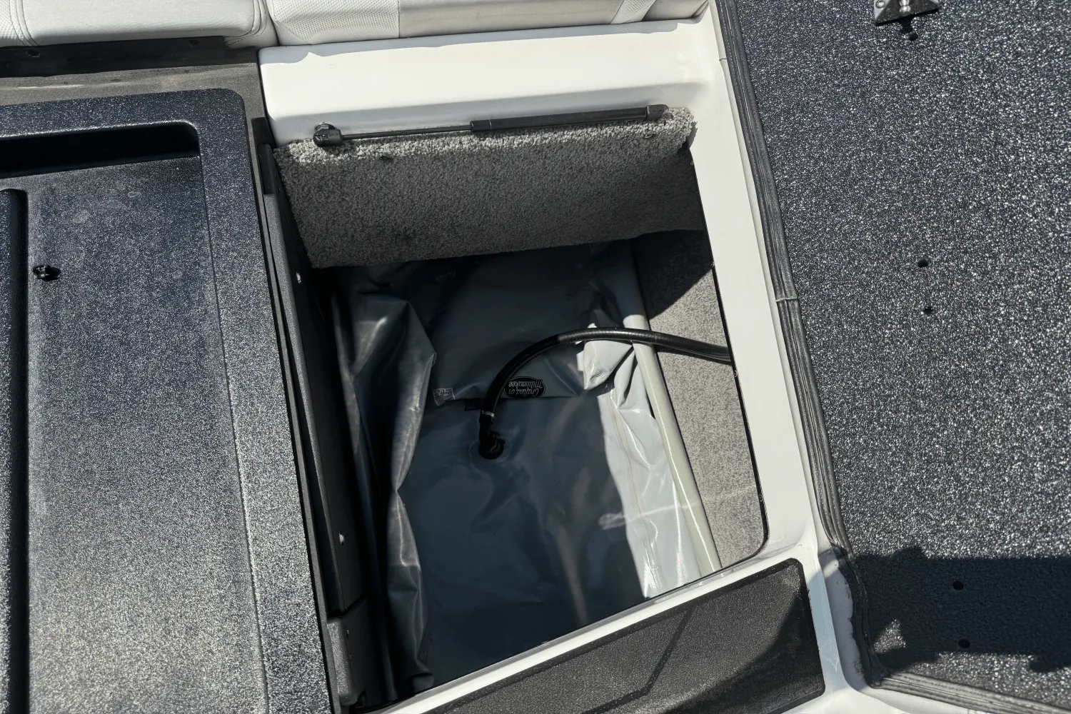 2018 Malibu 21 VLX Image Thumbnail #14