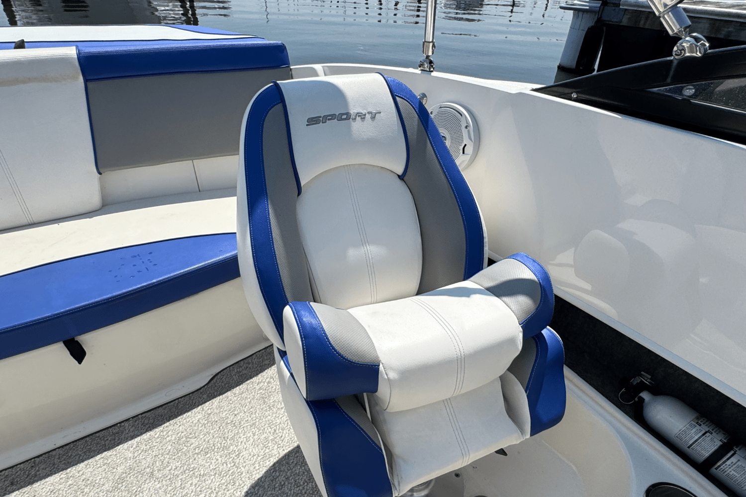 2012 Sea Ray 185 Sport Image Thumbnail #14