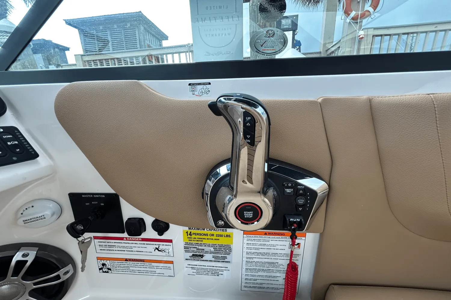 2026 Sea Ray SDX 250 Outboard Image Thumbnail #16
