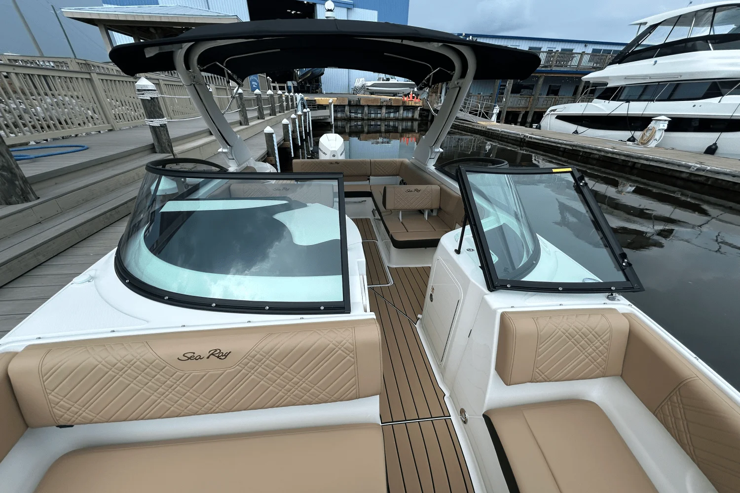 2026 Sea Ray SDX 250 Outboard Image Thumbnail #22