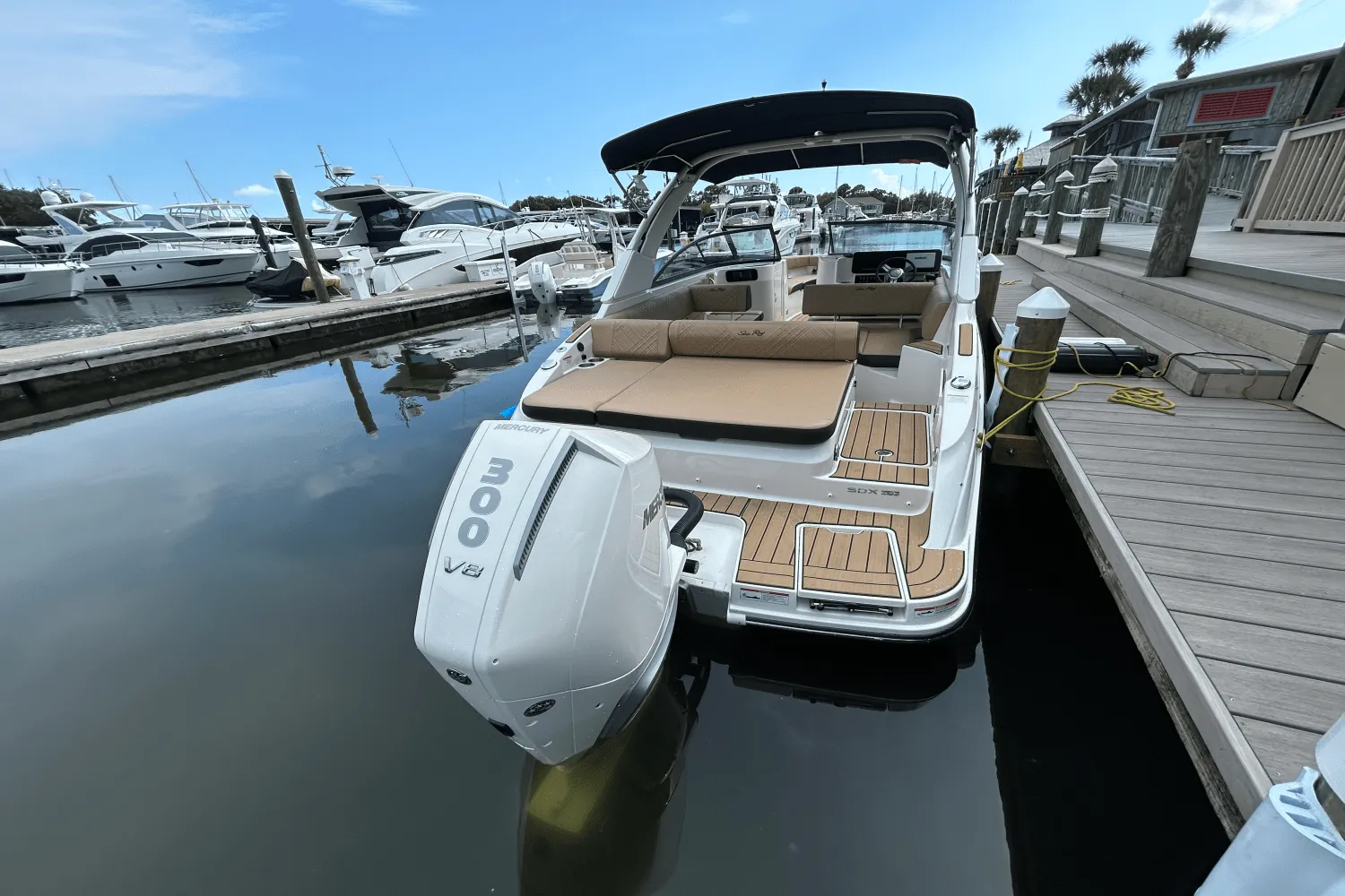 2026 Sea Ray SDX 250 Outboard Image Thumbnail #3