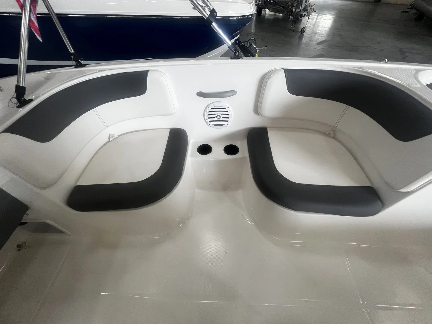 2026 Bayliner E16LE Image Thumbnail #14