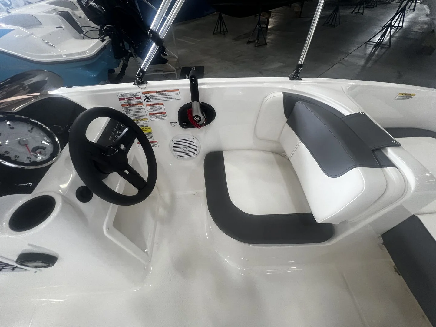 2026 Bayliner E16LE Image Thumbnail #11