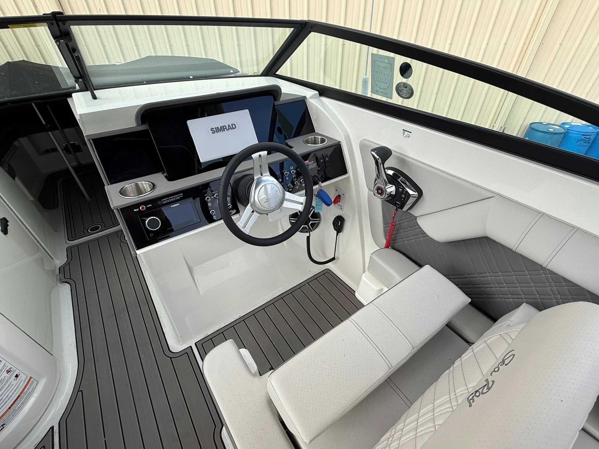 2026 Sea Ray SDX 290 Image Thumbnail #12