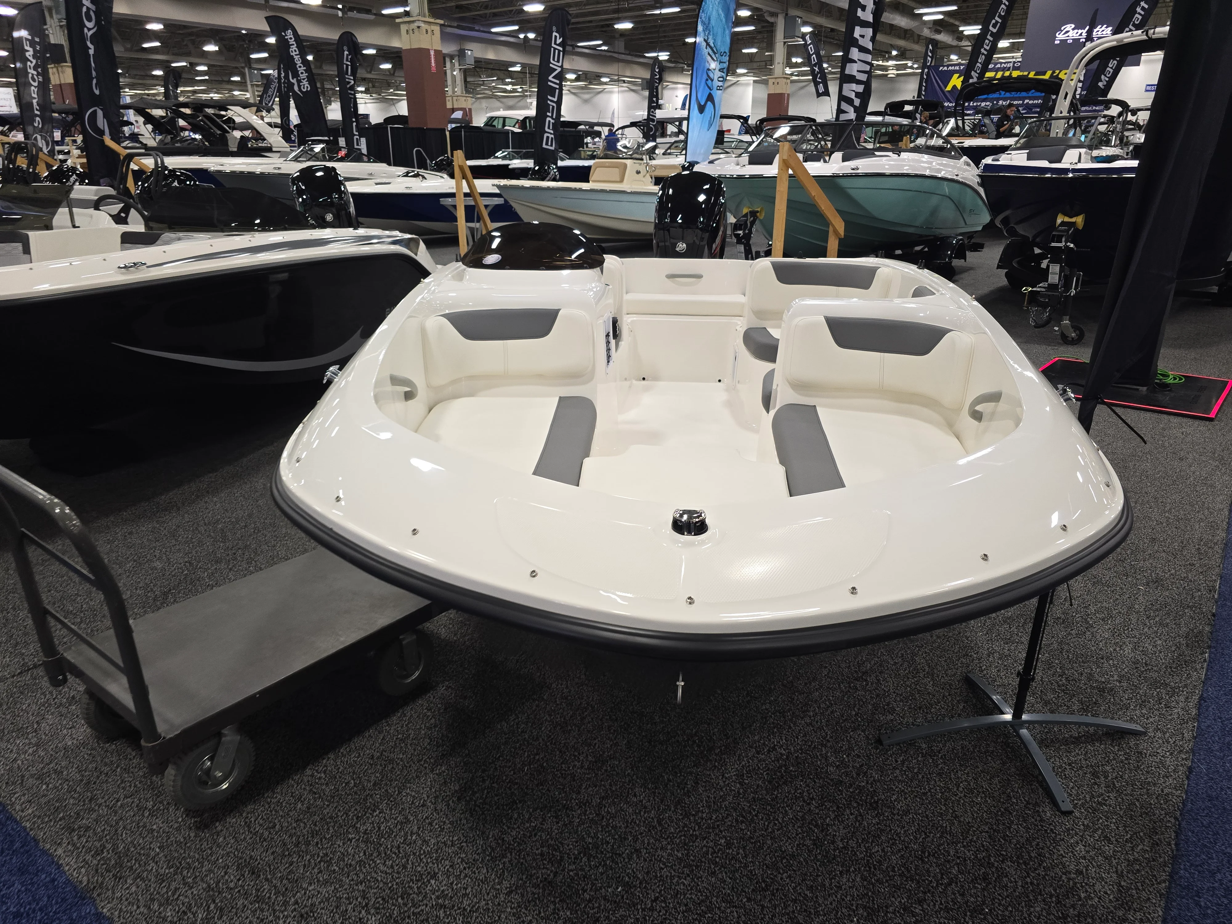 2026 Bayliner E16LE Image Thumbnail #8