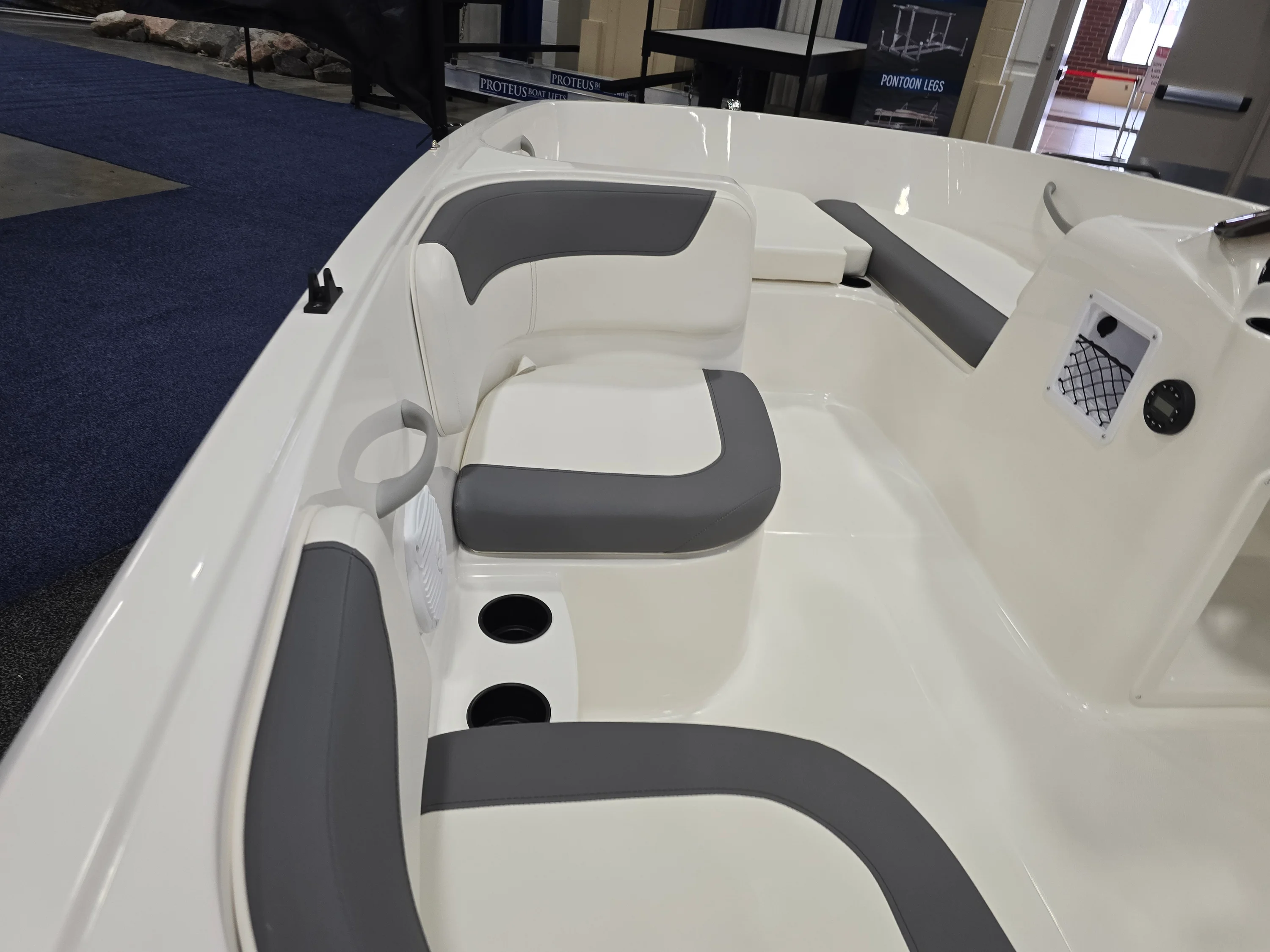 2026 Bayliner E16LE Image Thumbnail #31