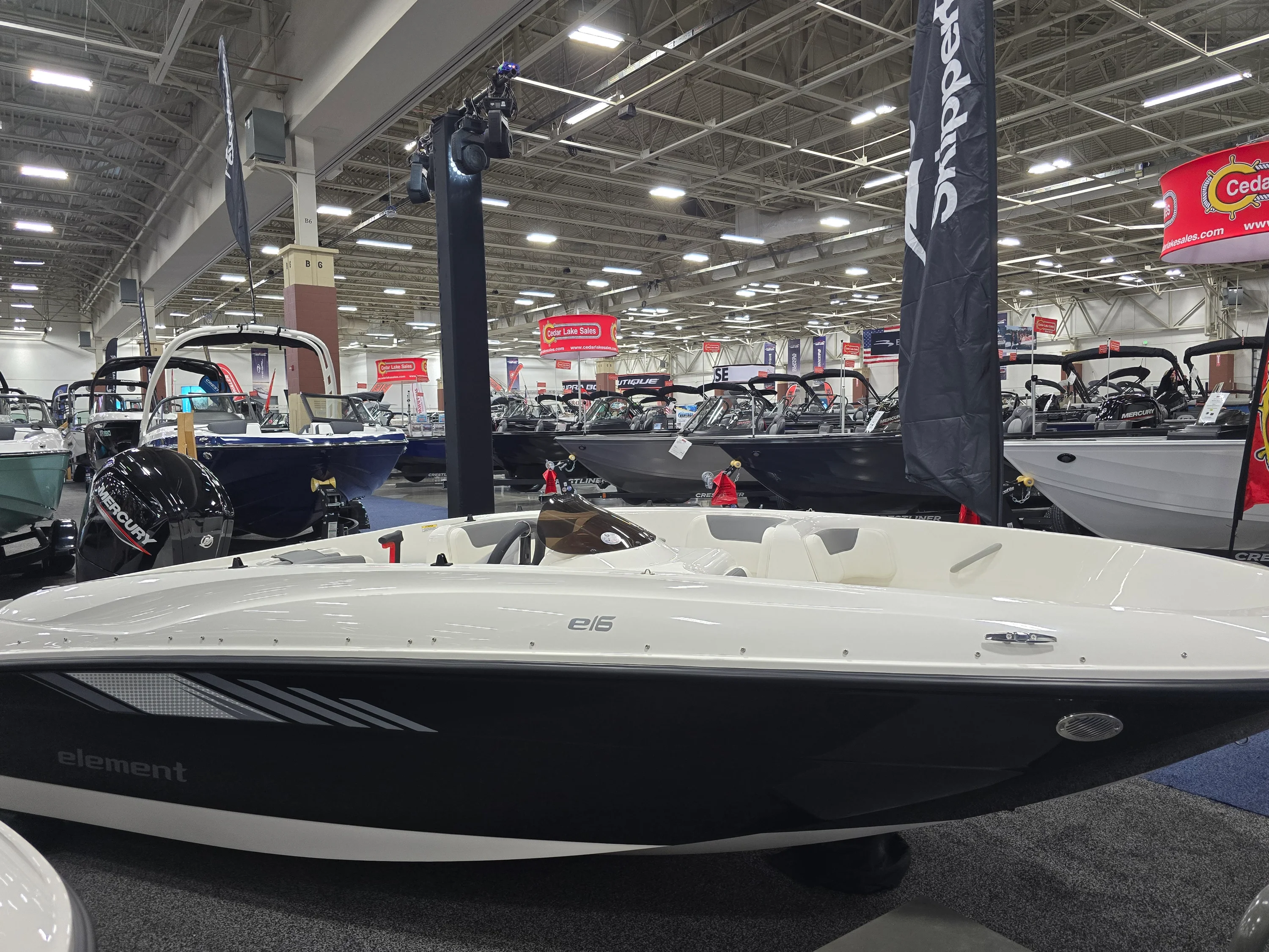 2026 Bayliner E16LE Image Thumbnail #5