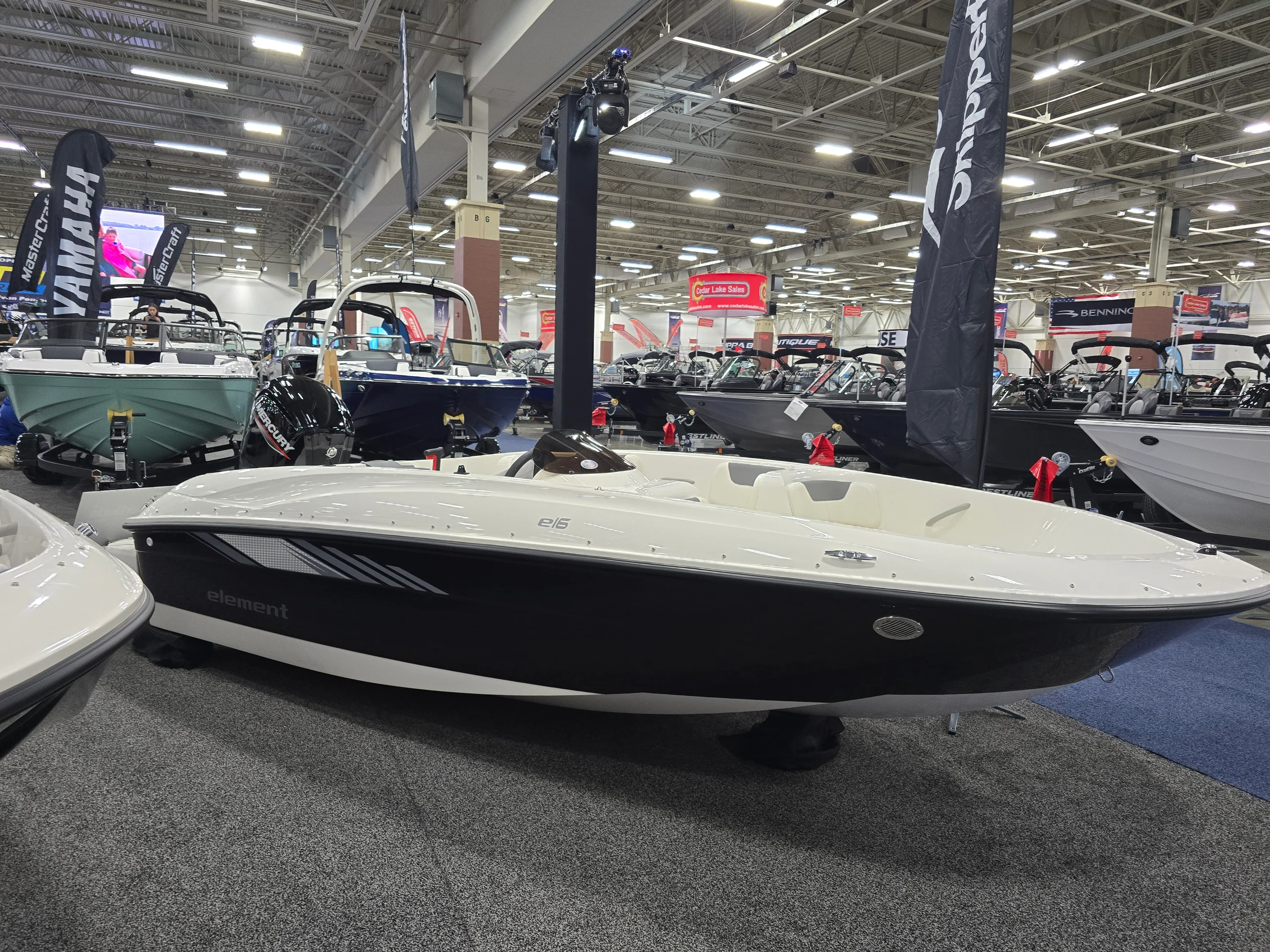 2026 Bayliner E16LE Image Thumbnail #17